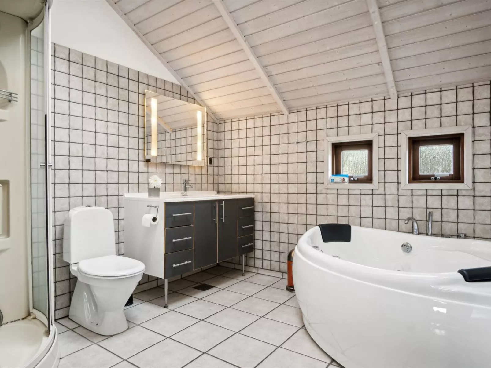 "Kaarina" - 250m from the sea-Drinnen