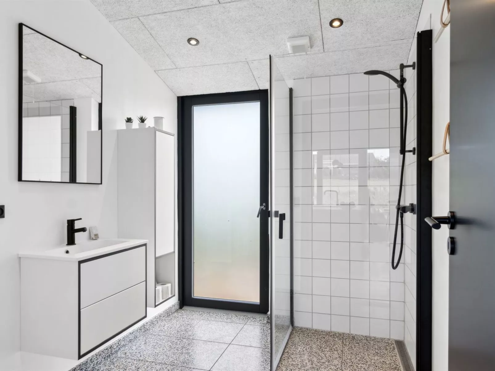 "Aatos" - 250m from the sea-Inside