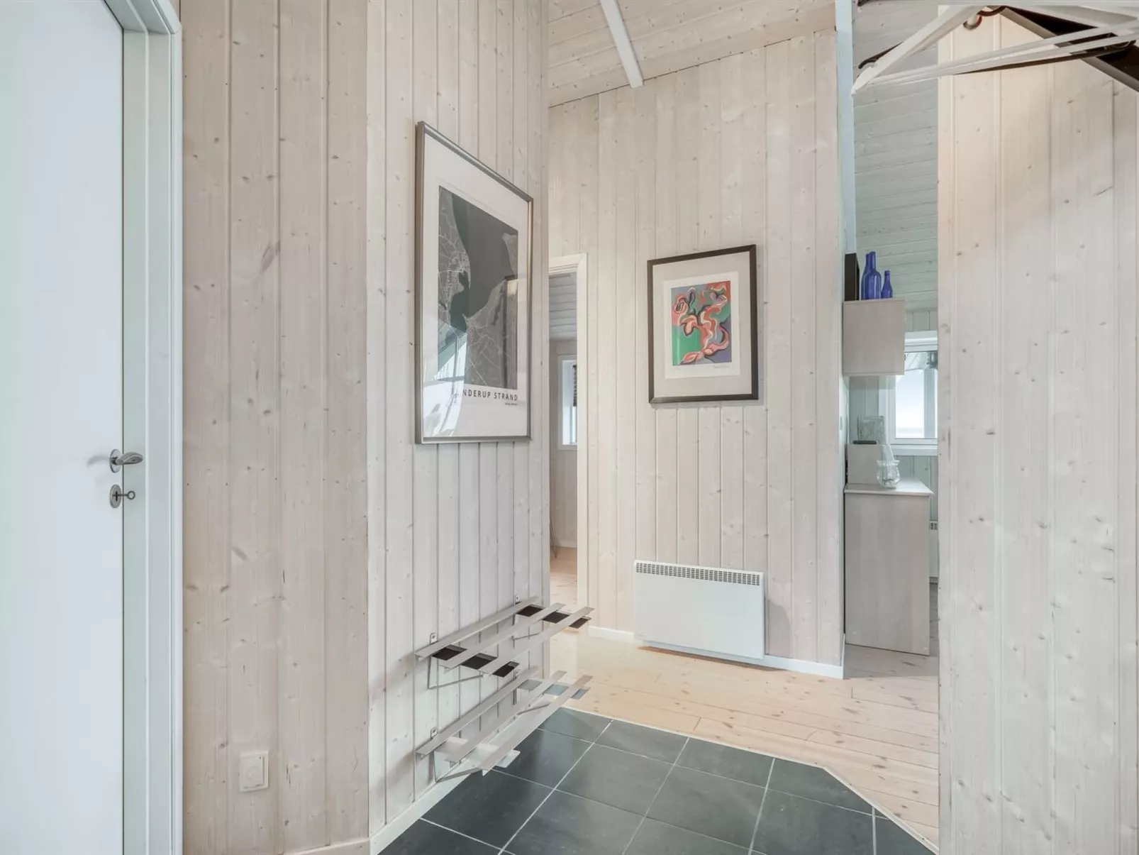 "Næwe" - 10m to the fjord-Drinnen