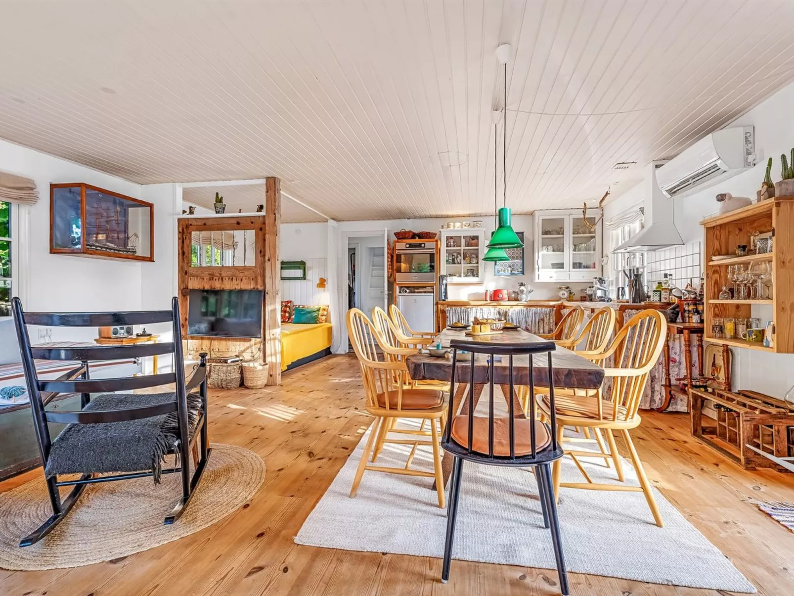 "Heraldine" - 400m from the sea-Dedans