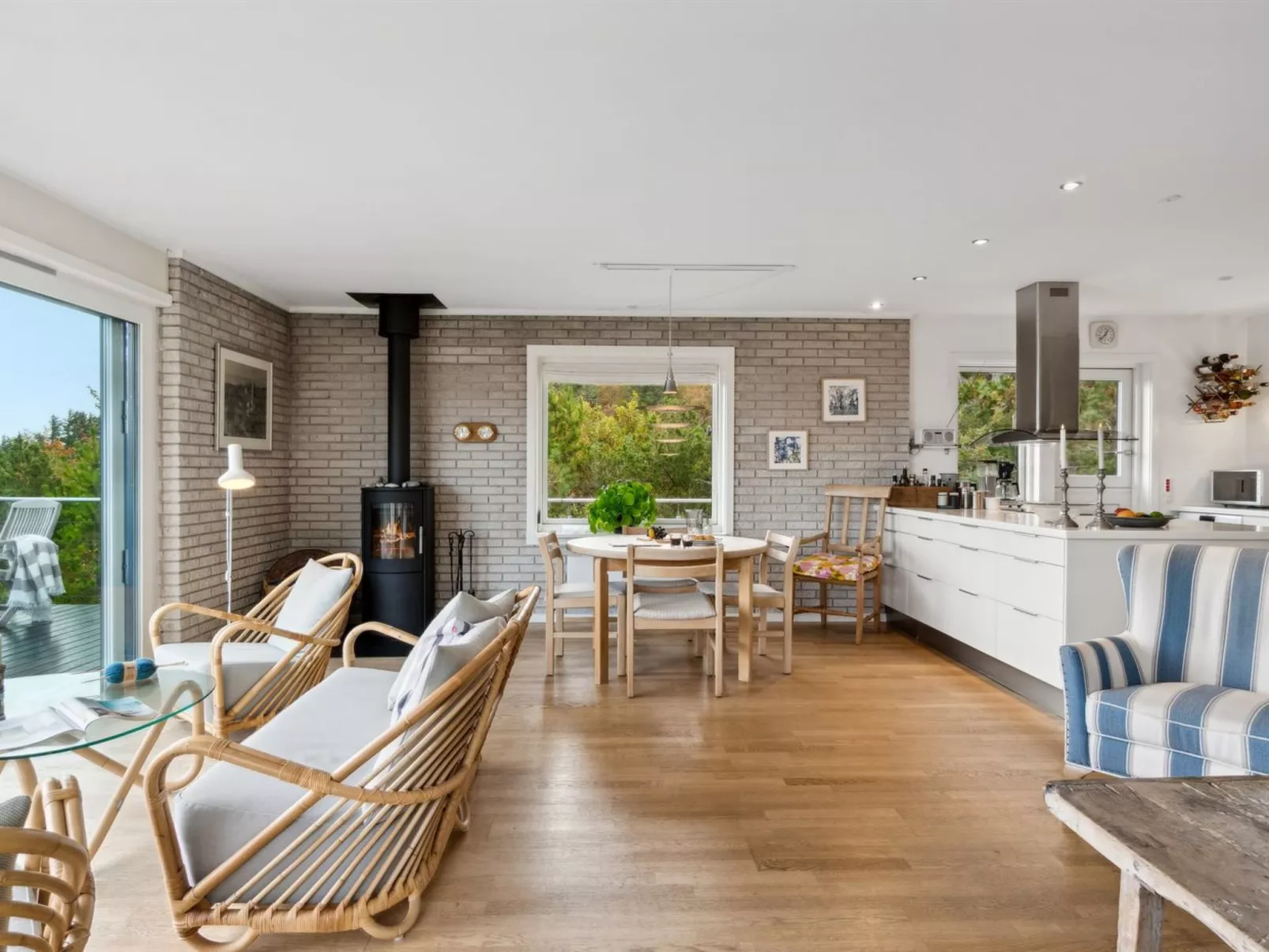 "Kaleva" - 100m from the sea-Drinnen