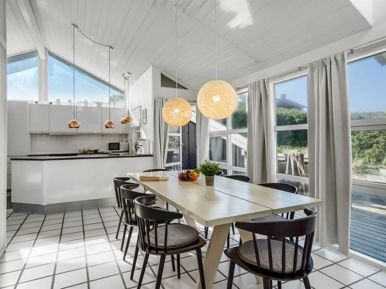 "Heralde" - 60m from the sea-Inside