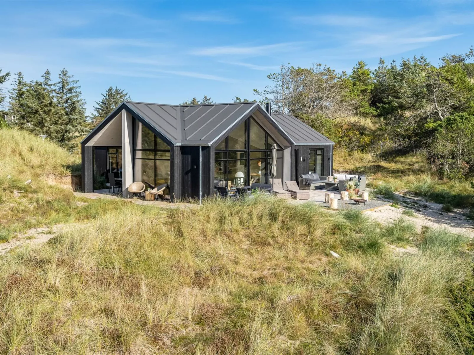 "Helga" - 900m from the sea-Outside