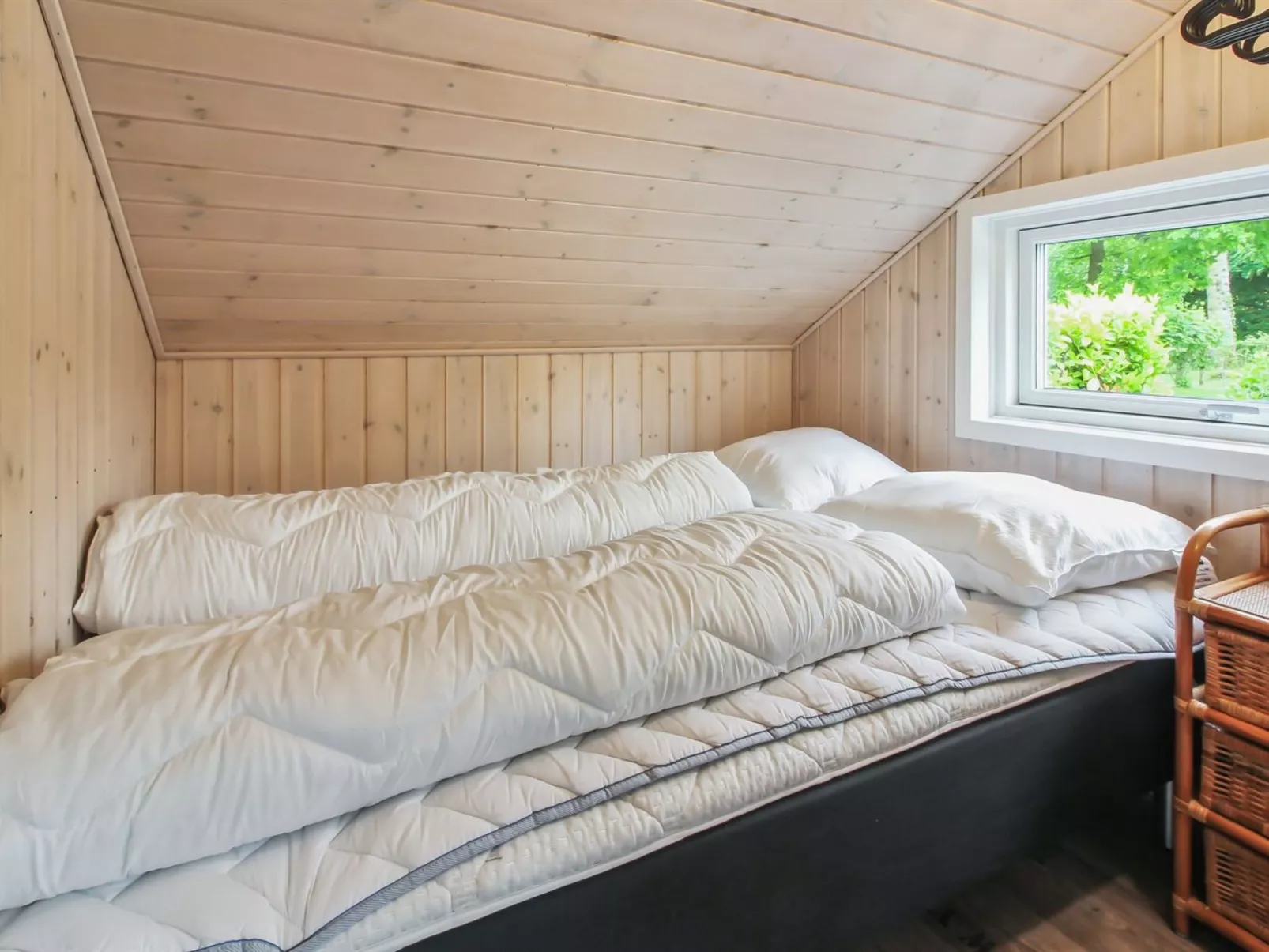 "Lenya" - 33km from the sea-Drinnen