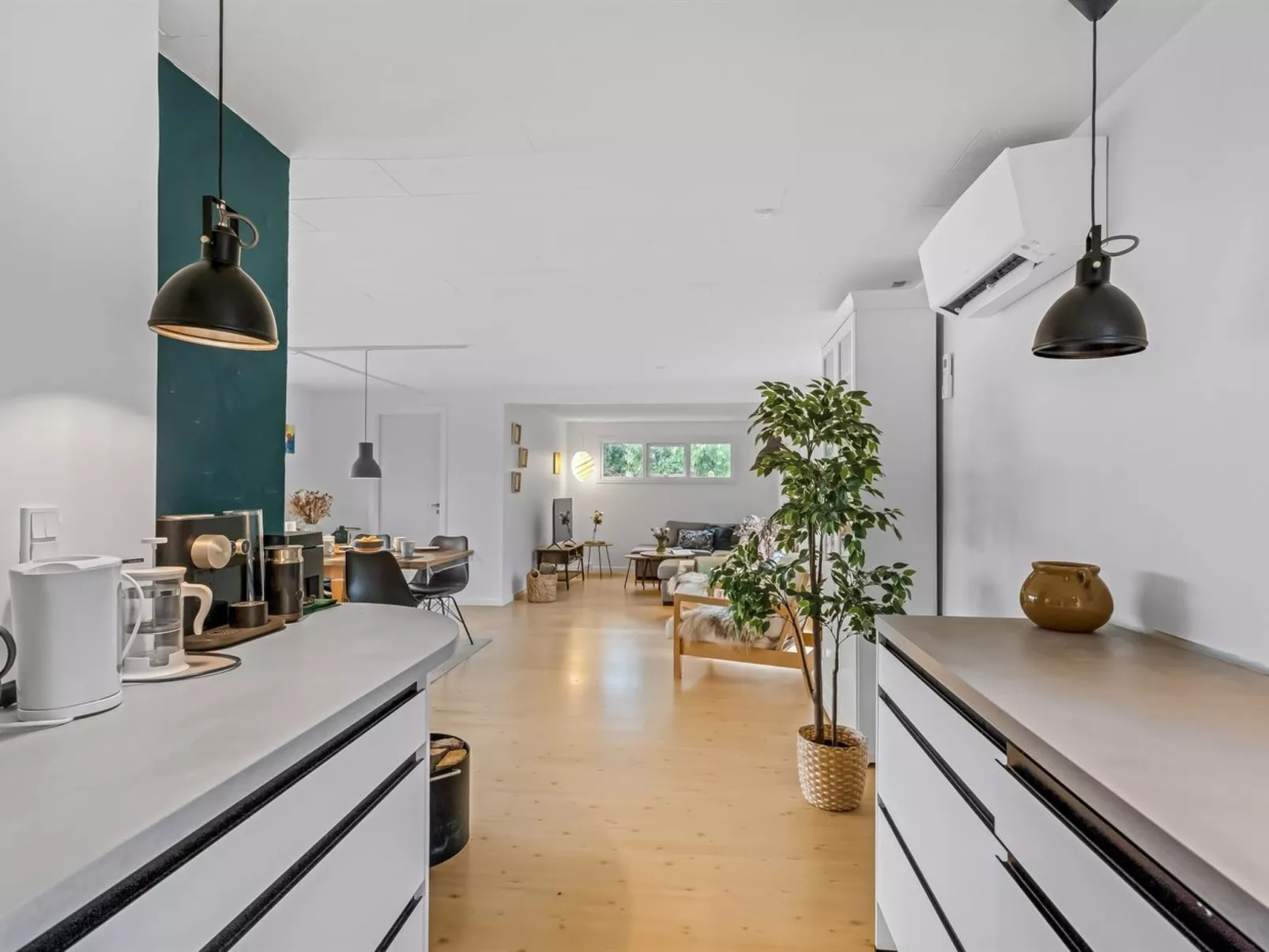 "Runhild" - 450m from the sea-Inside