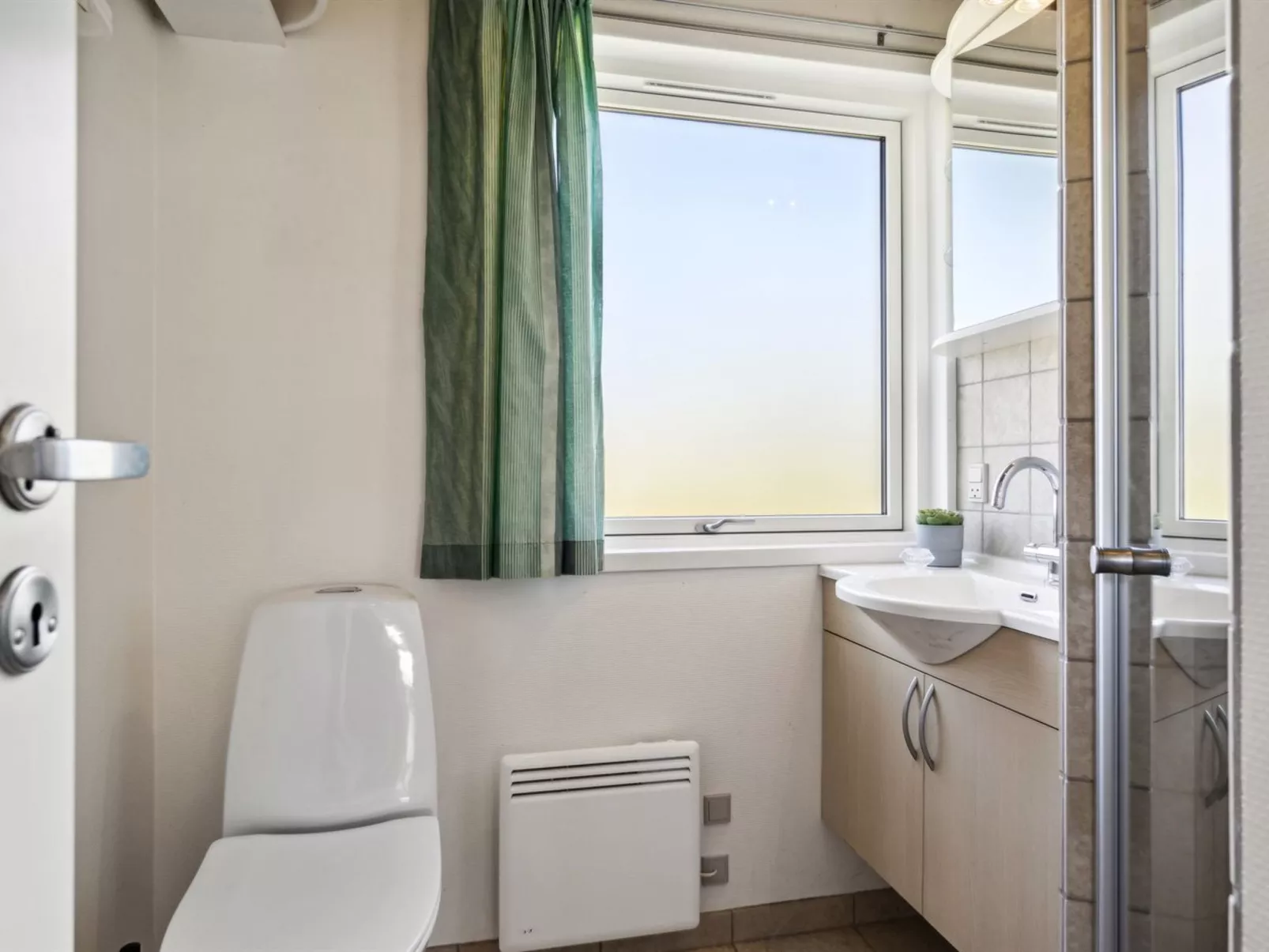 "Janick" - 150m from the sea-Dedans