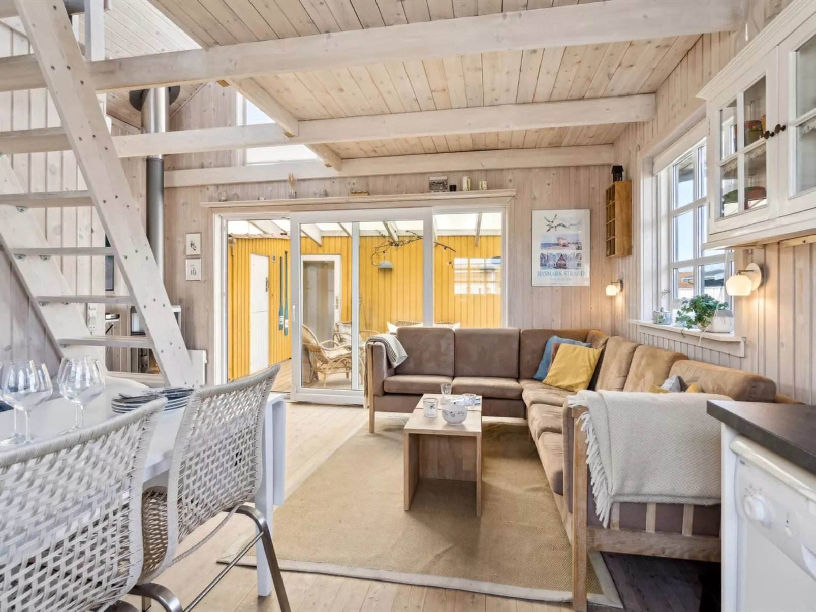 "Asgerd" - 20m from the sea-Dedans