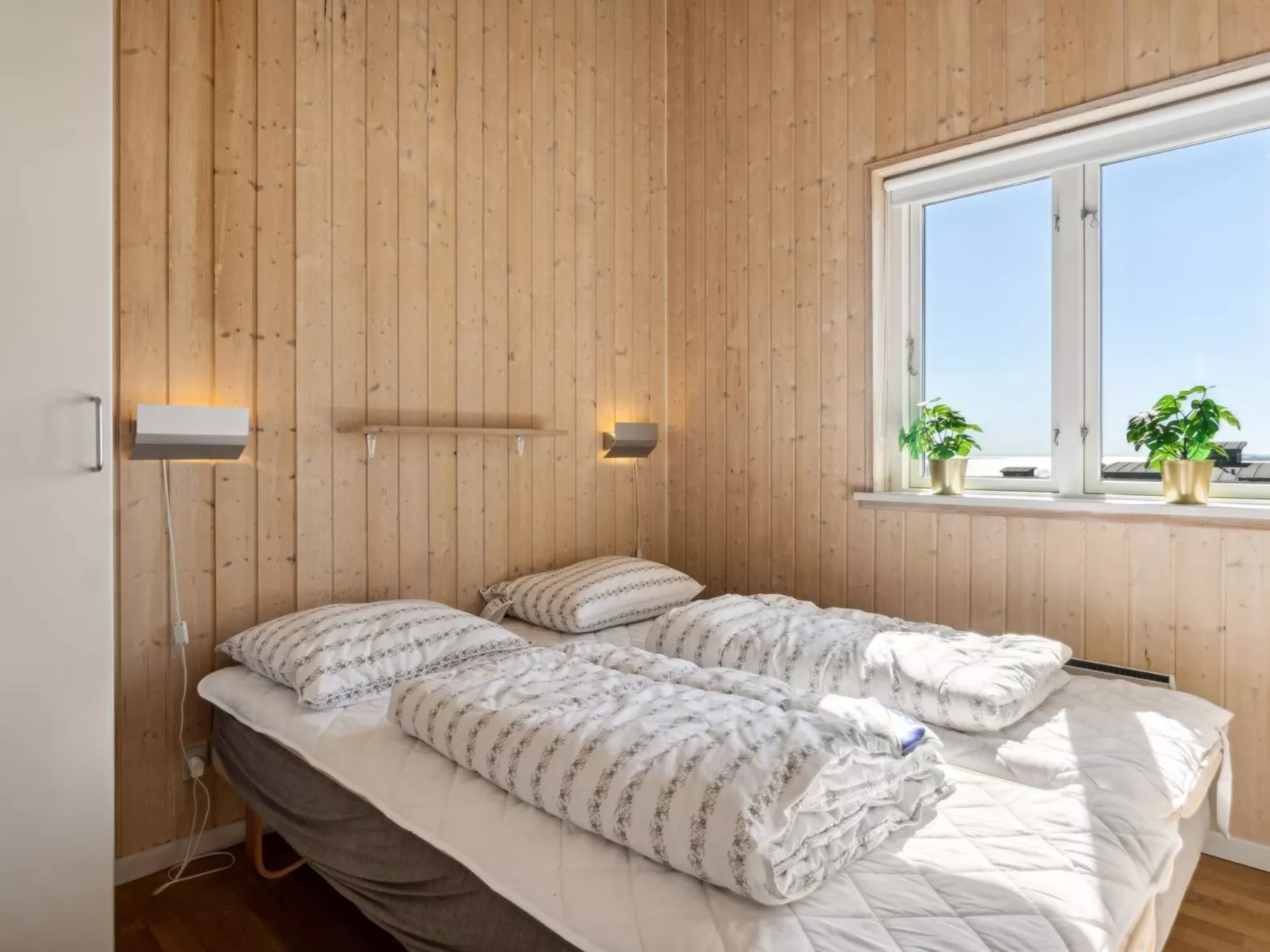 "Magga" - 520m from the sea-Inside