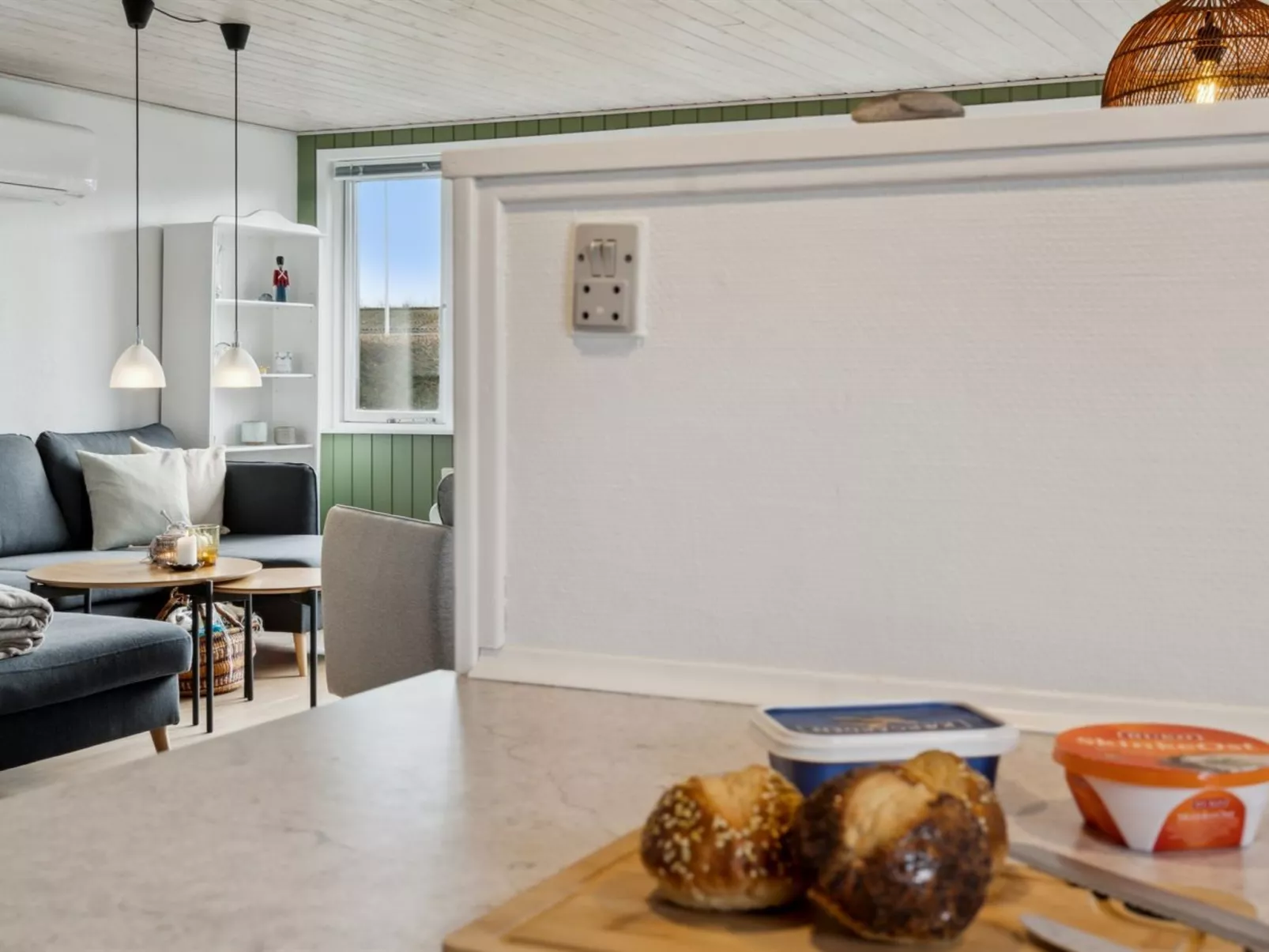 "Severine" - 650m from the sea-Inside