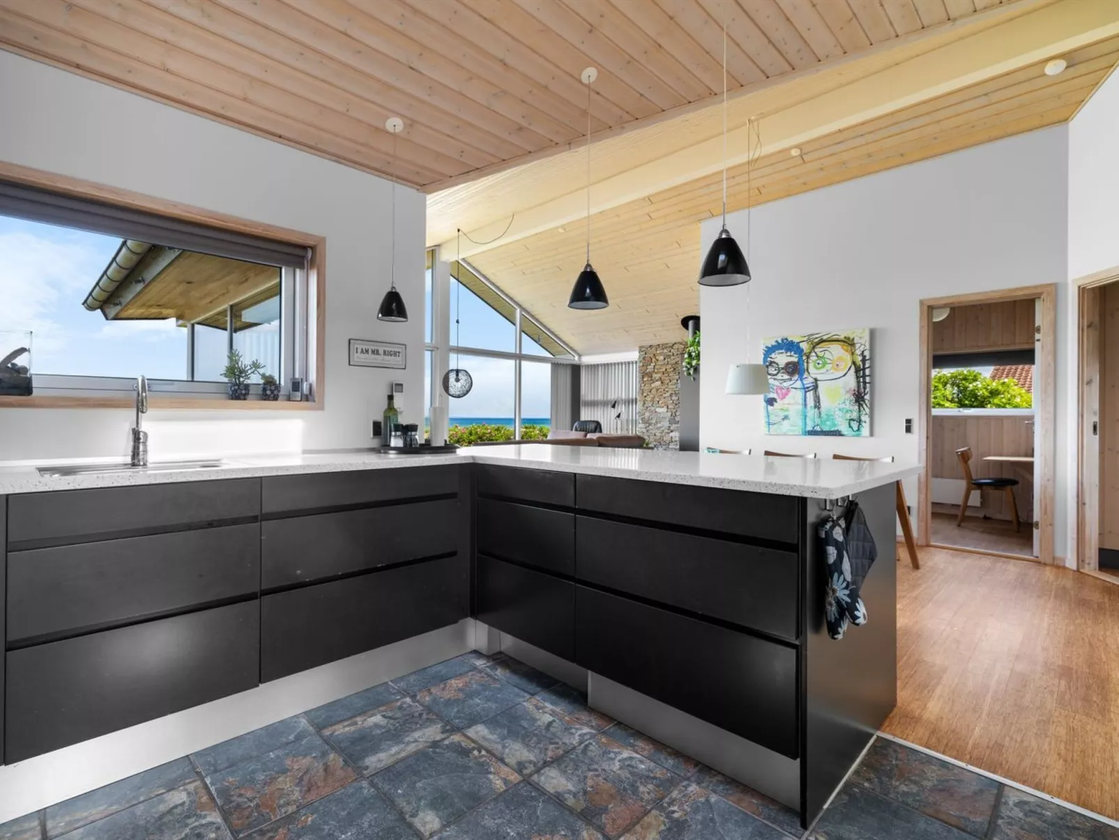 "Drusilla" - 140m from the sea-Drinnen