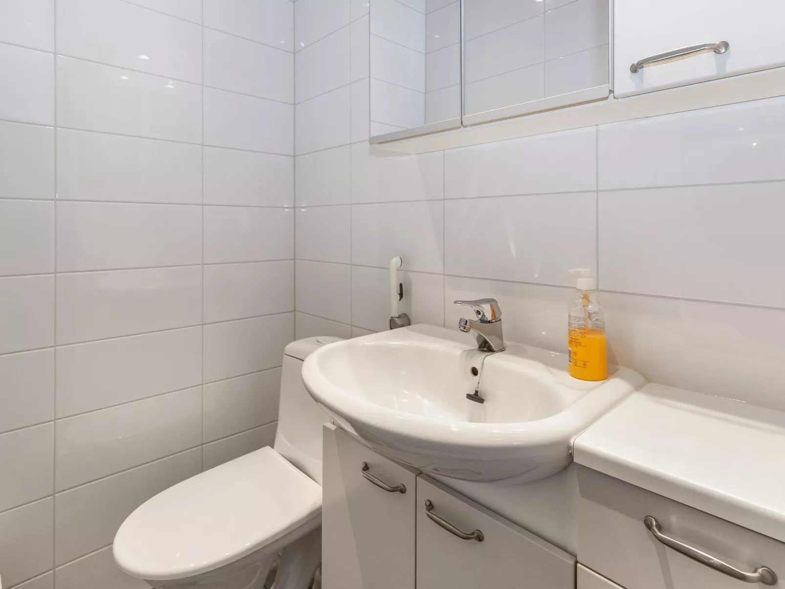 Saariseläntie 8 e 11-Inside