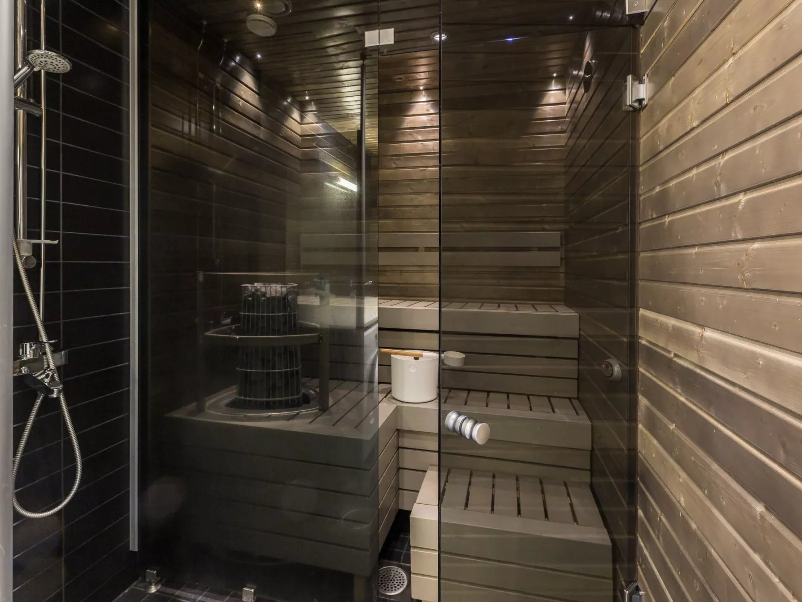 Levin stara a09-Dedans