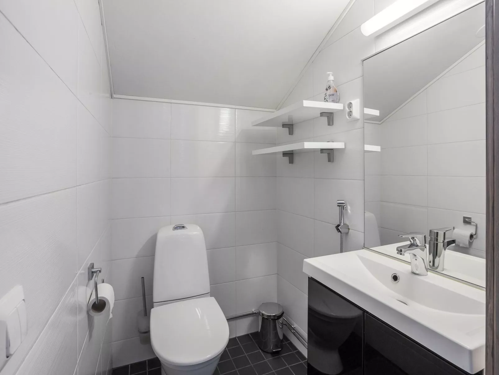 Levin stara c 15-Drinnen