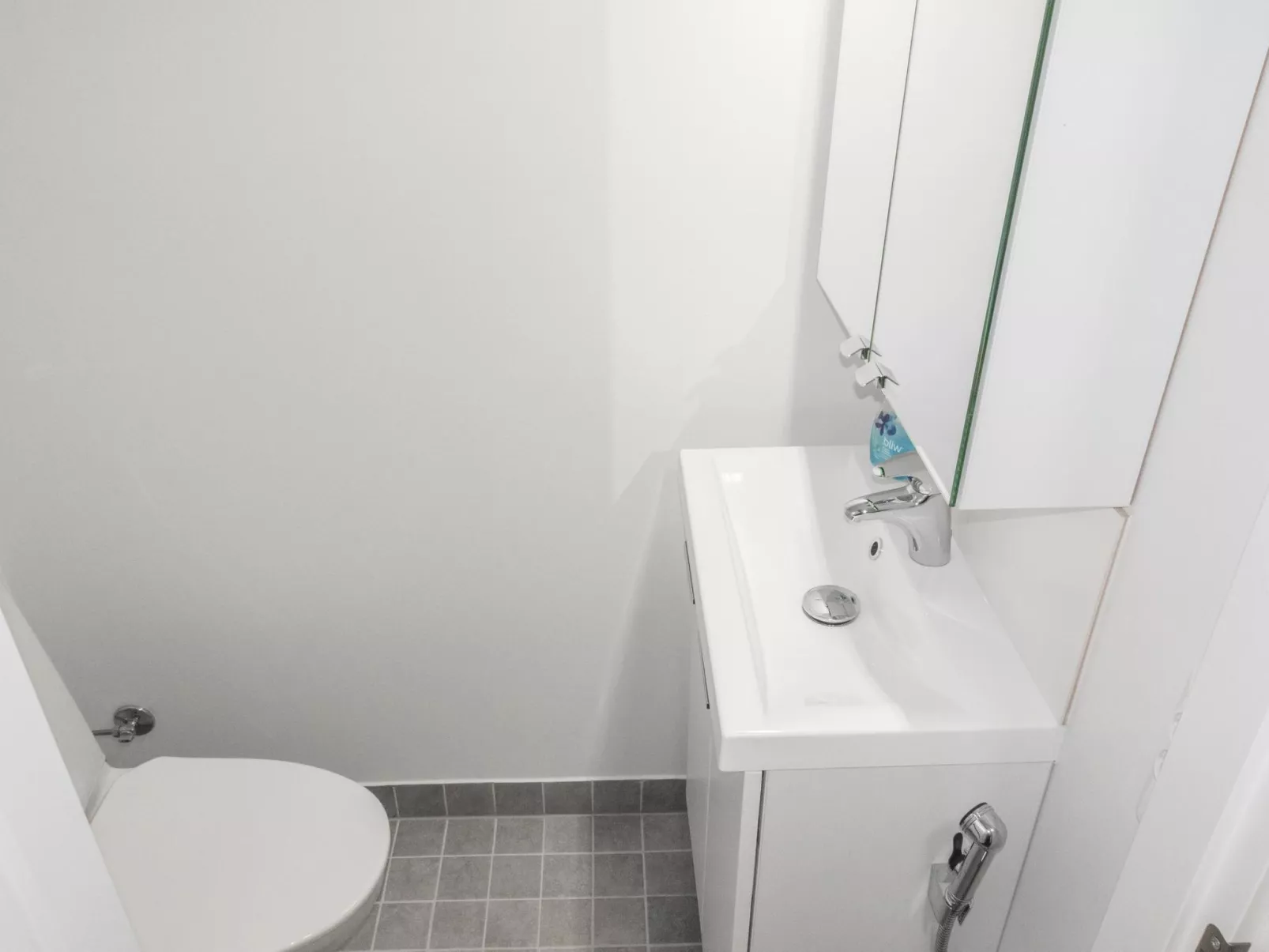 Tievan aurinkorinne dina-Dedans