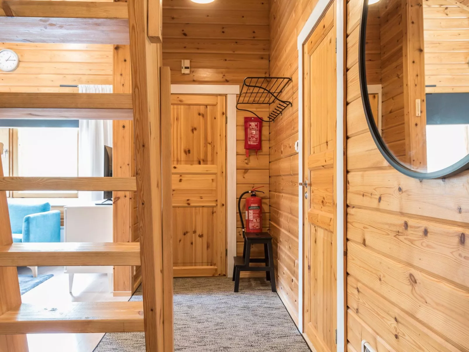 Lomaylläs b39 /suppapolku 6b-Drinnen