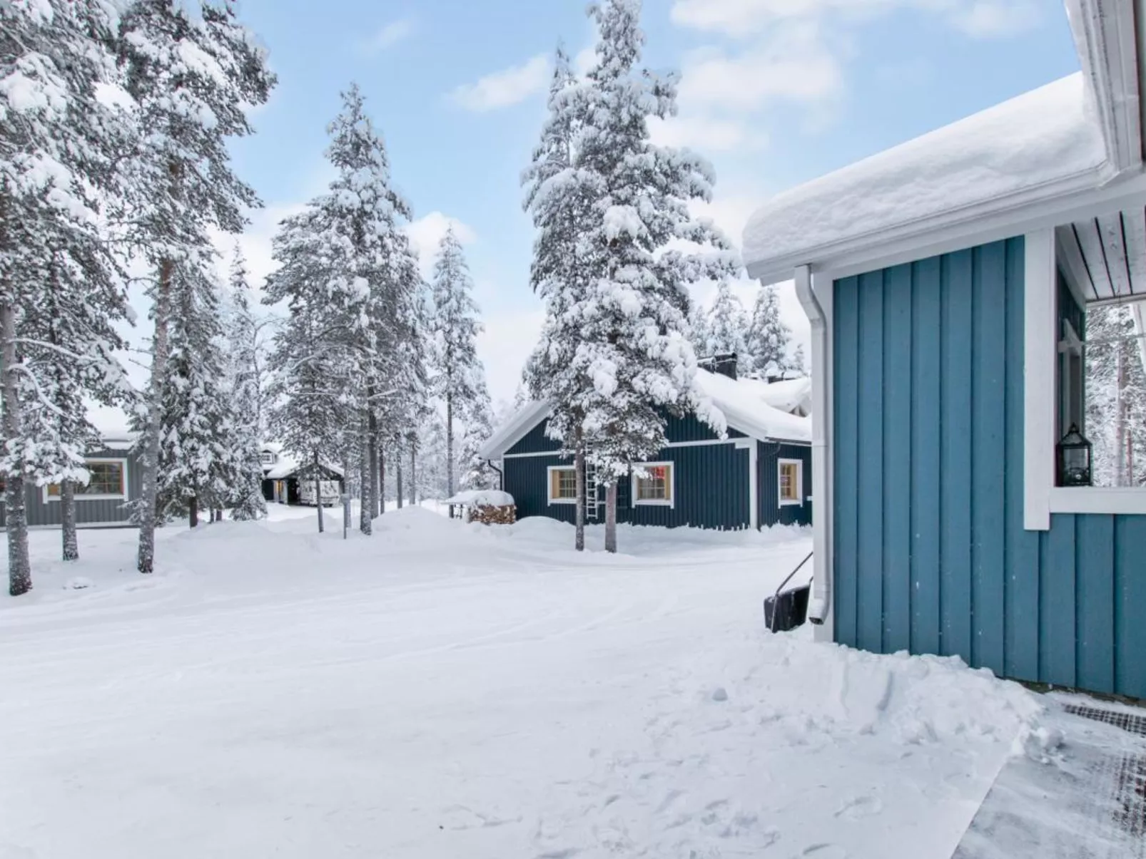 Korpipalo (ent. yllästunnelma 2 b 7)-Dedans