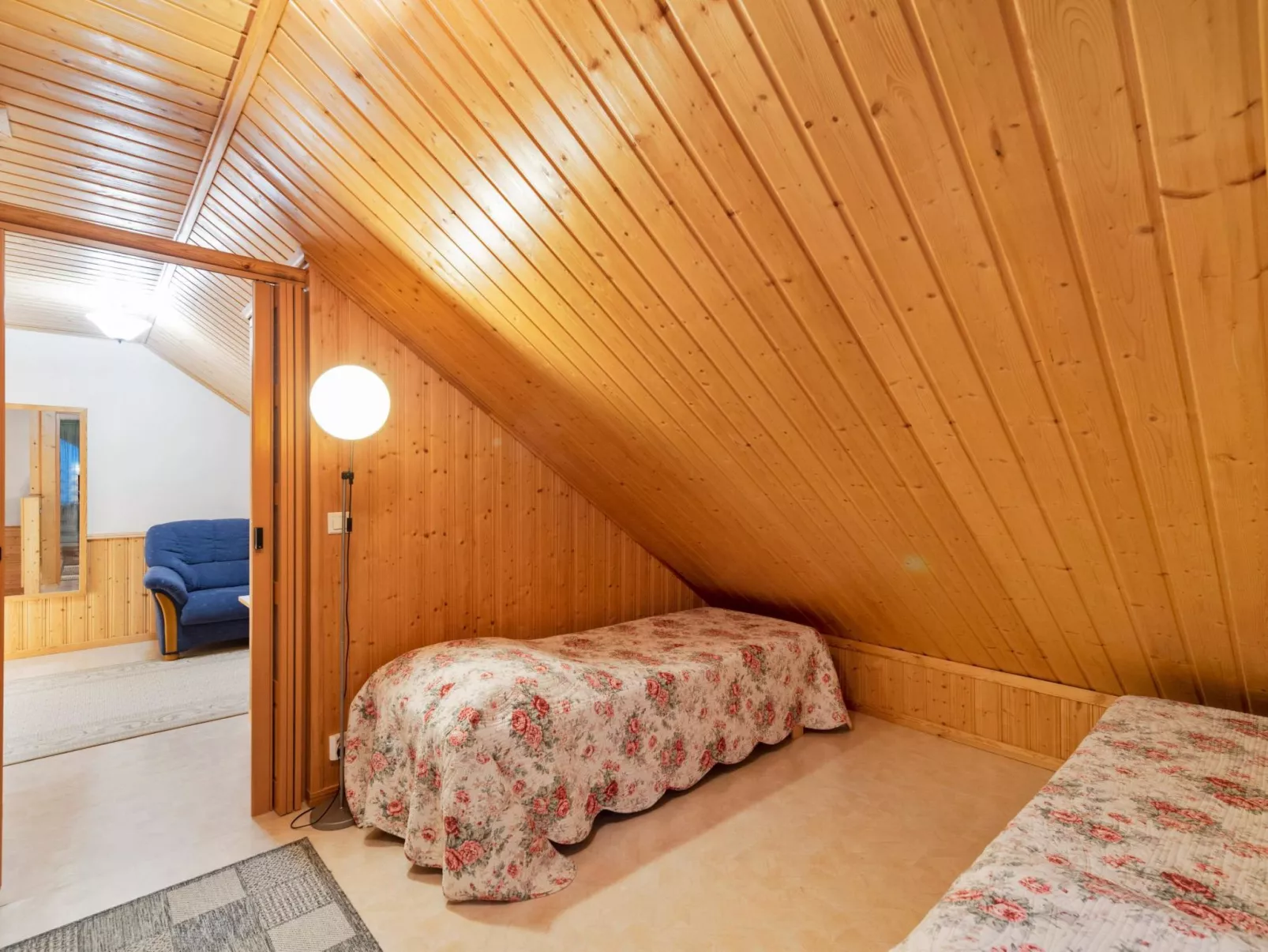 Ylläshuili 2-Drinnen