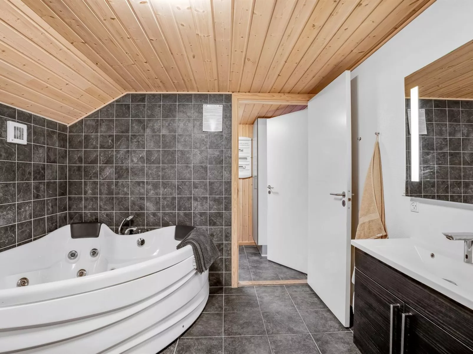 "Annielle" - 500m from the sea-Drinnen