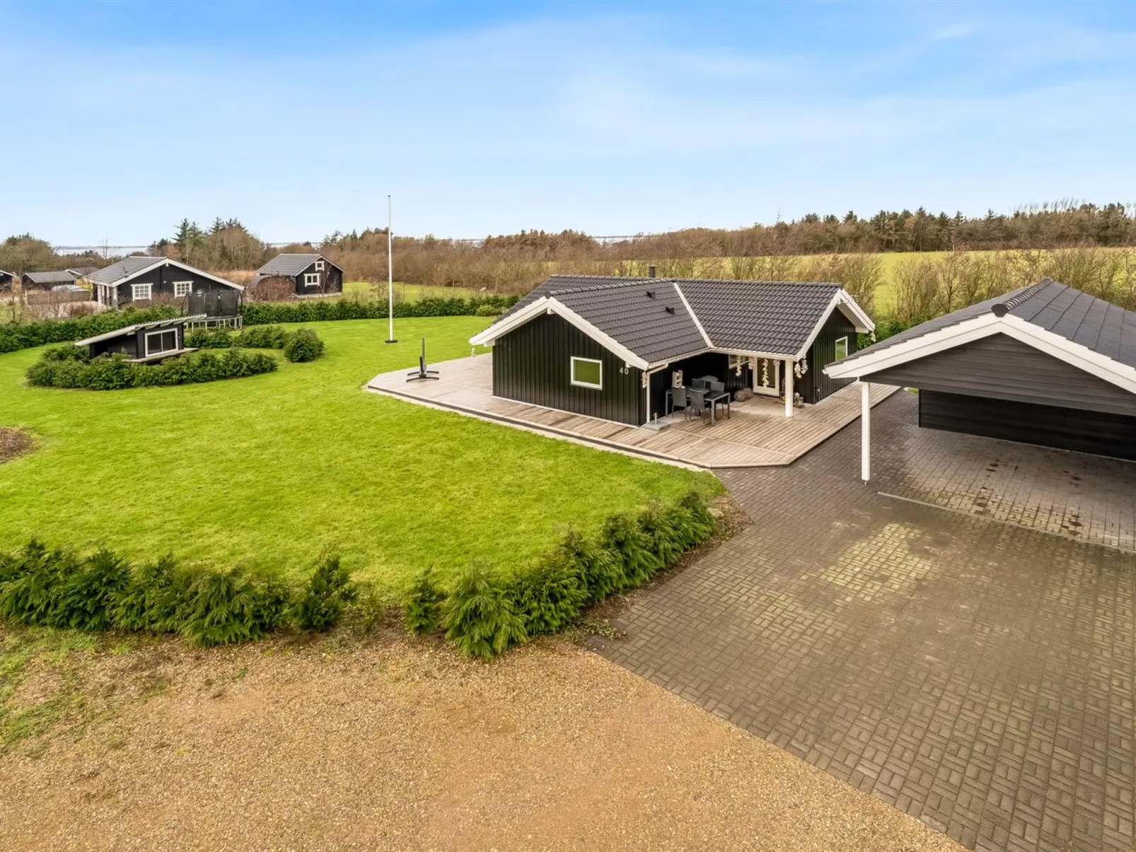 "Antero" - 500m to the fjord-Outside