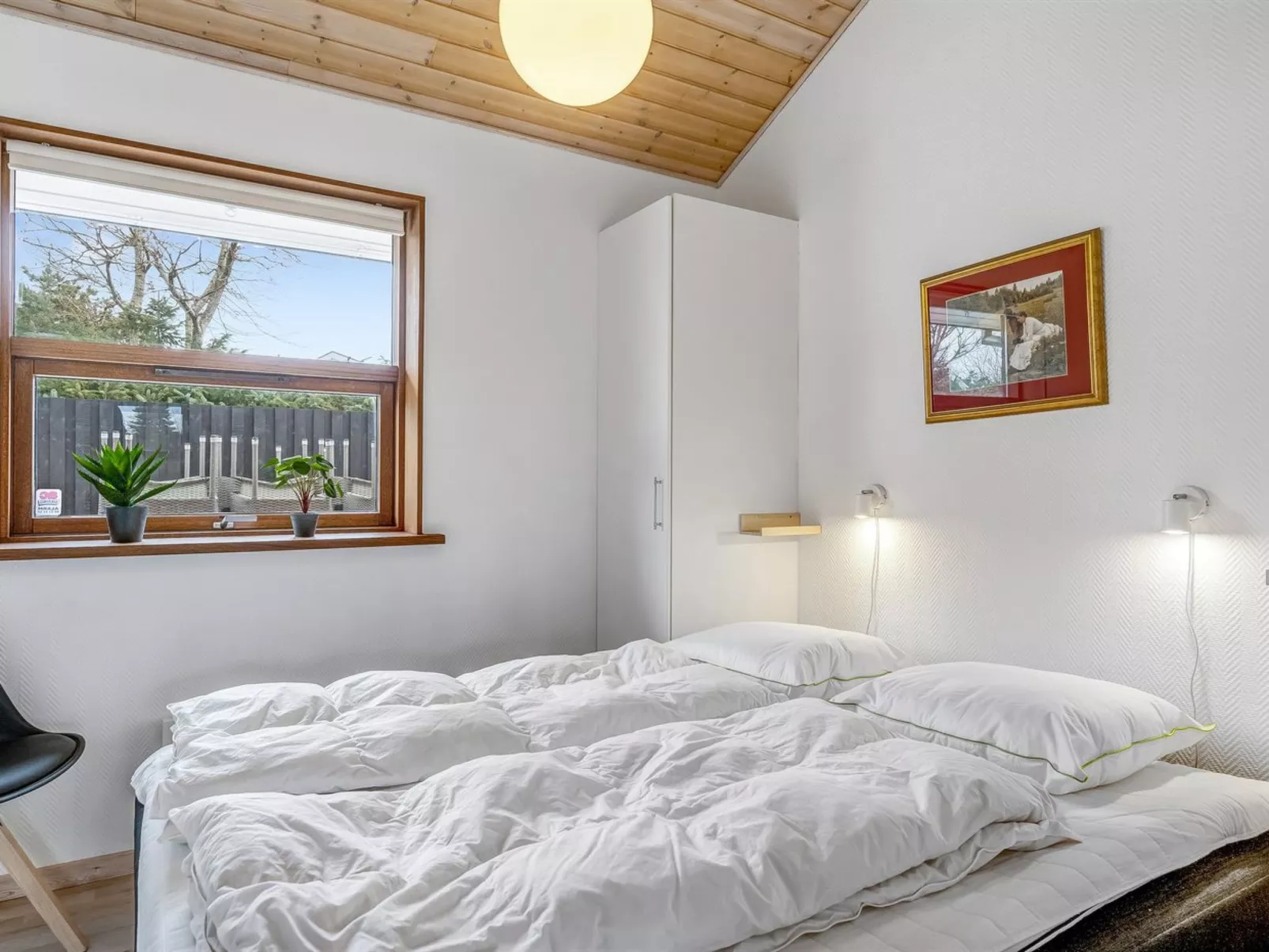 "Gitte" -  from the sea-Drinnen