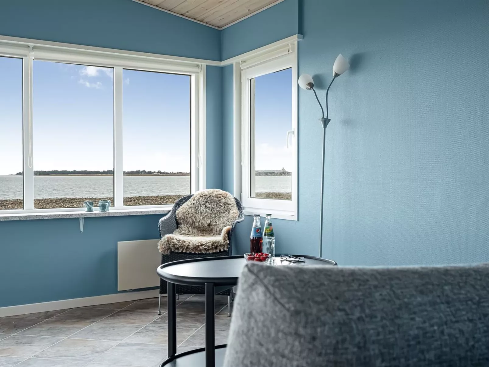 "Nyalle" - 50m to the fjord-Inside