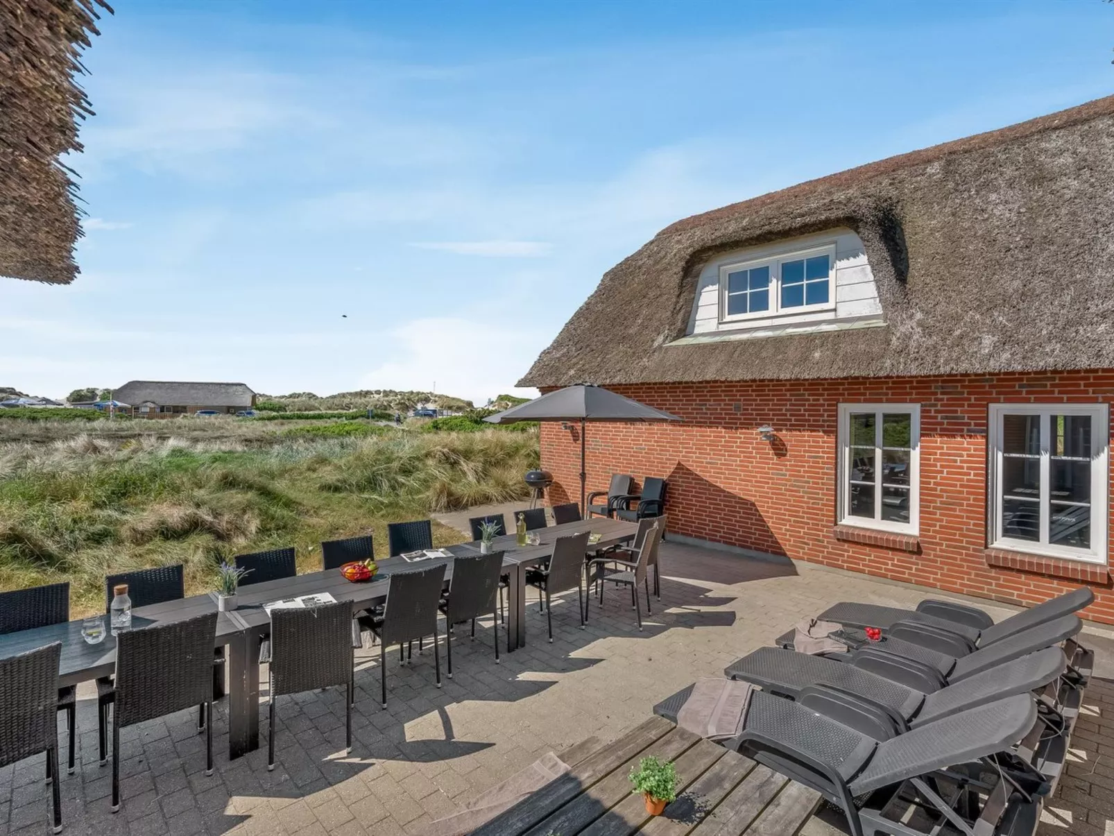 "Gytha" - 75m from the sea-Draußen