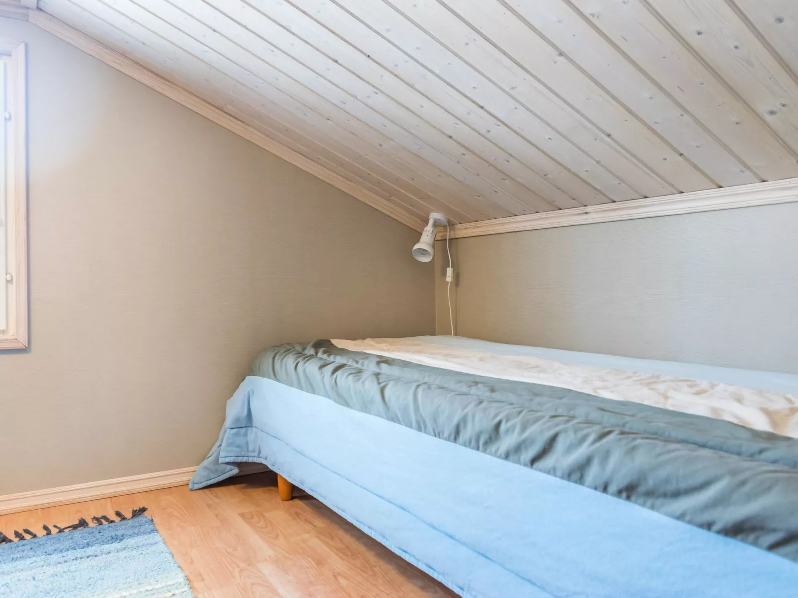 Rukan taikavuosseli 12 a-Dedans