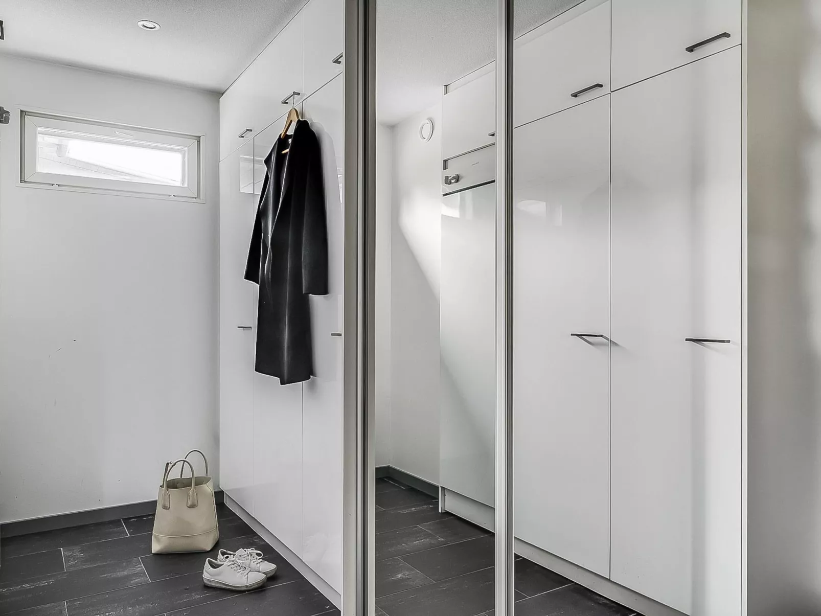 Rukavuorenhuippu 23 b-Dedans