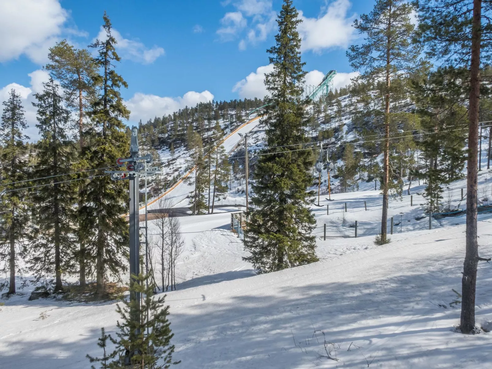 Karhunvartija d6-Inside