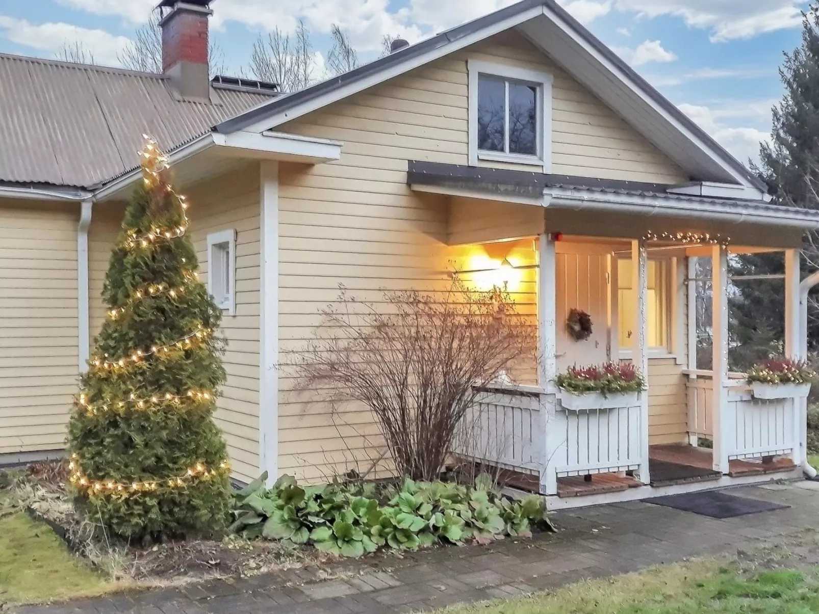 Villa paasirinne b-Drinnen