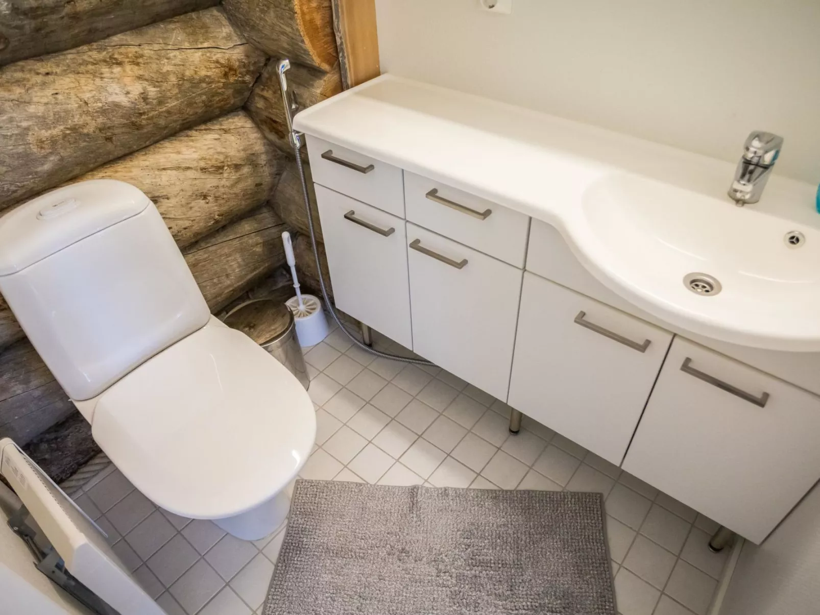 Maahisenrinne 1 as 4-Drinnen