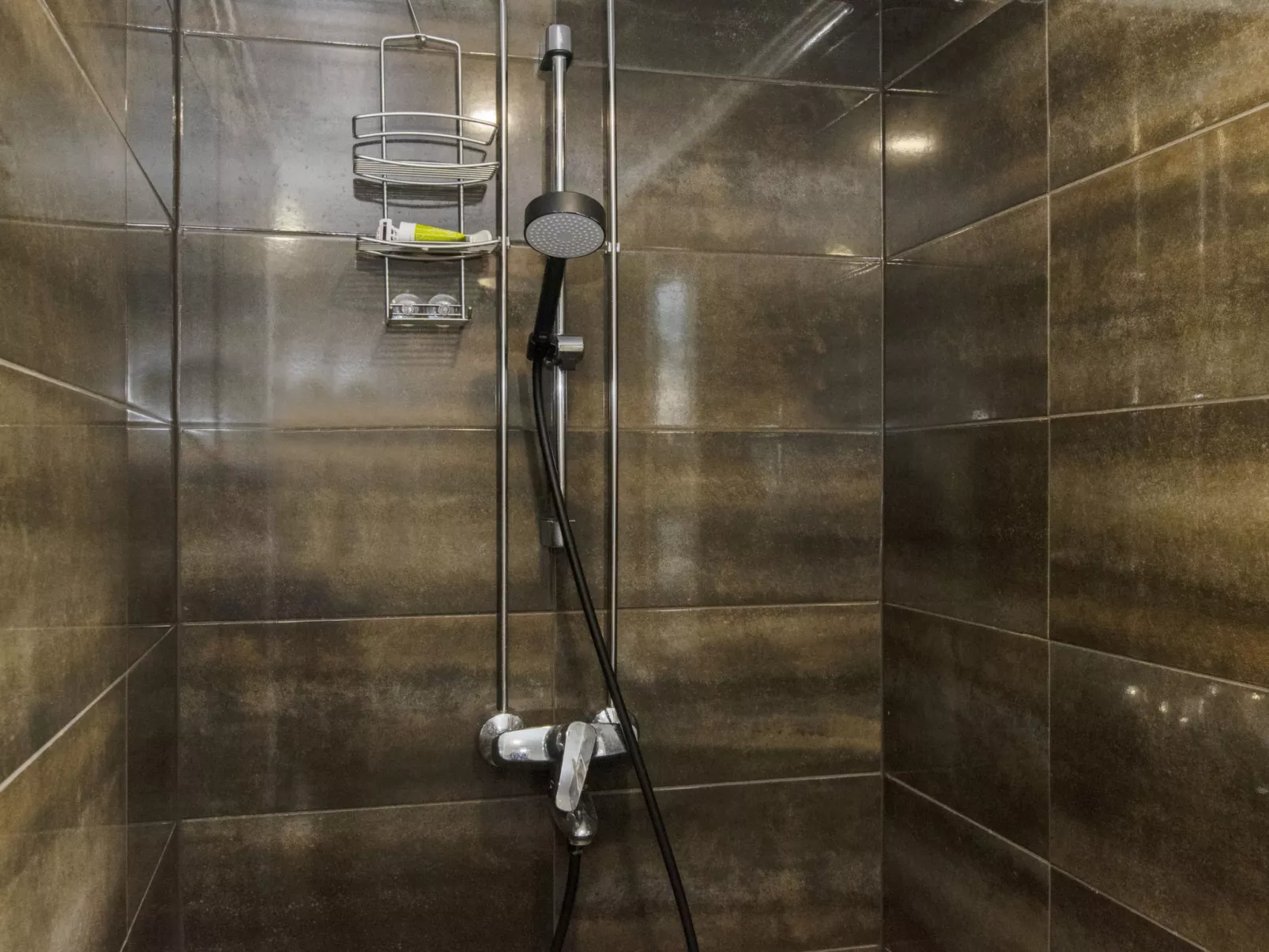 Keskikallio, nuasjärvi-Dedans