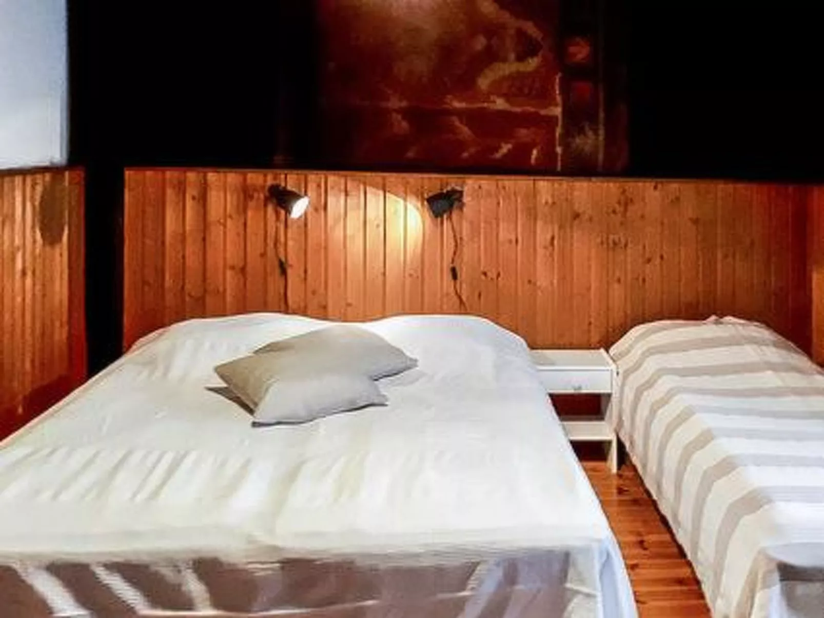 Virtaan väentupa-Drinnen