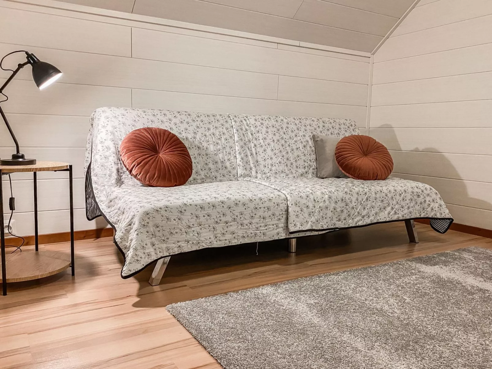 Iso-karpalo a-Dedans