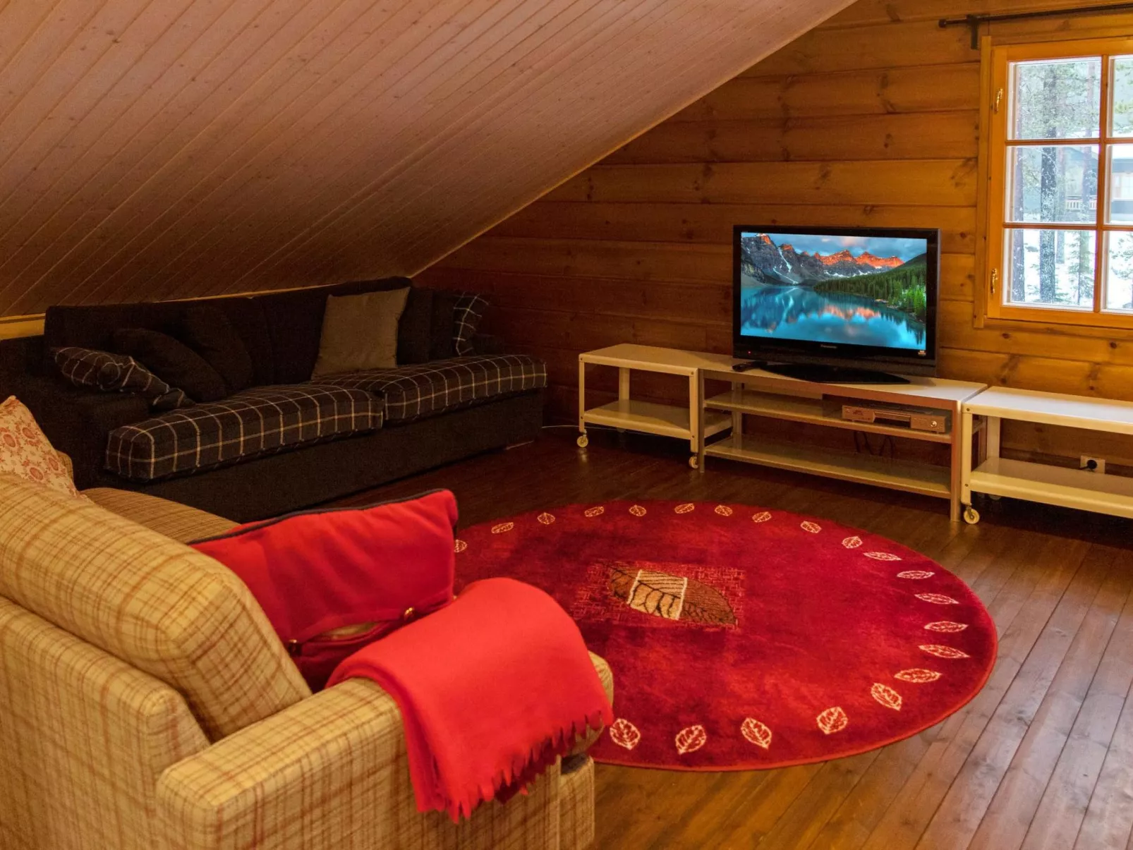 Kivalonmaa a-Drinnen