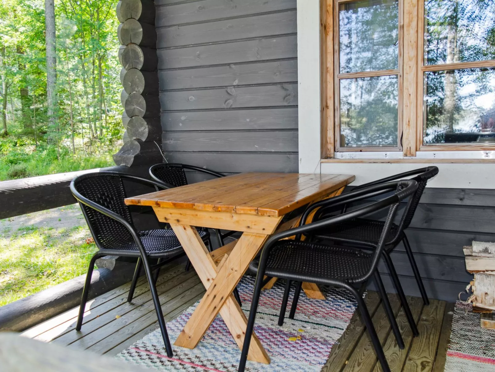 Turulan hiekka-Dedans