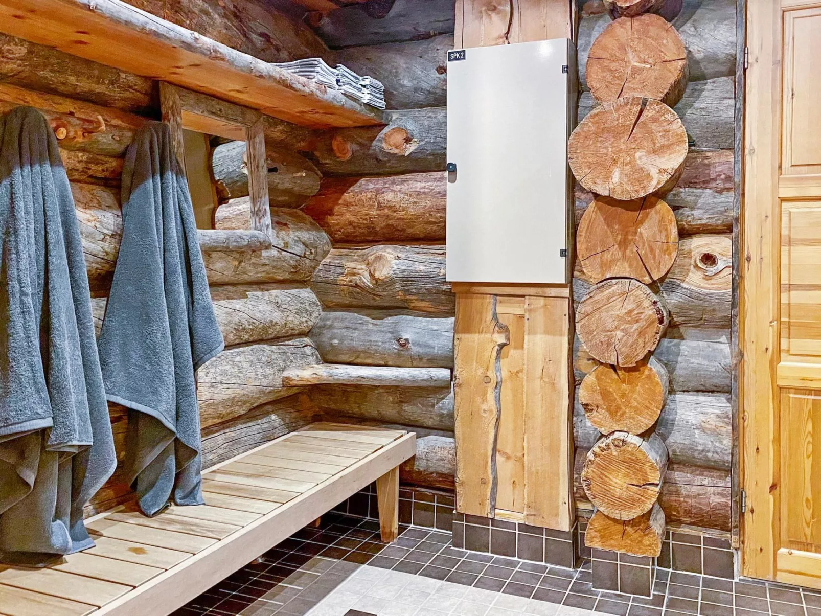 Rukanlumo-kelo-Dedans