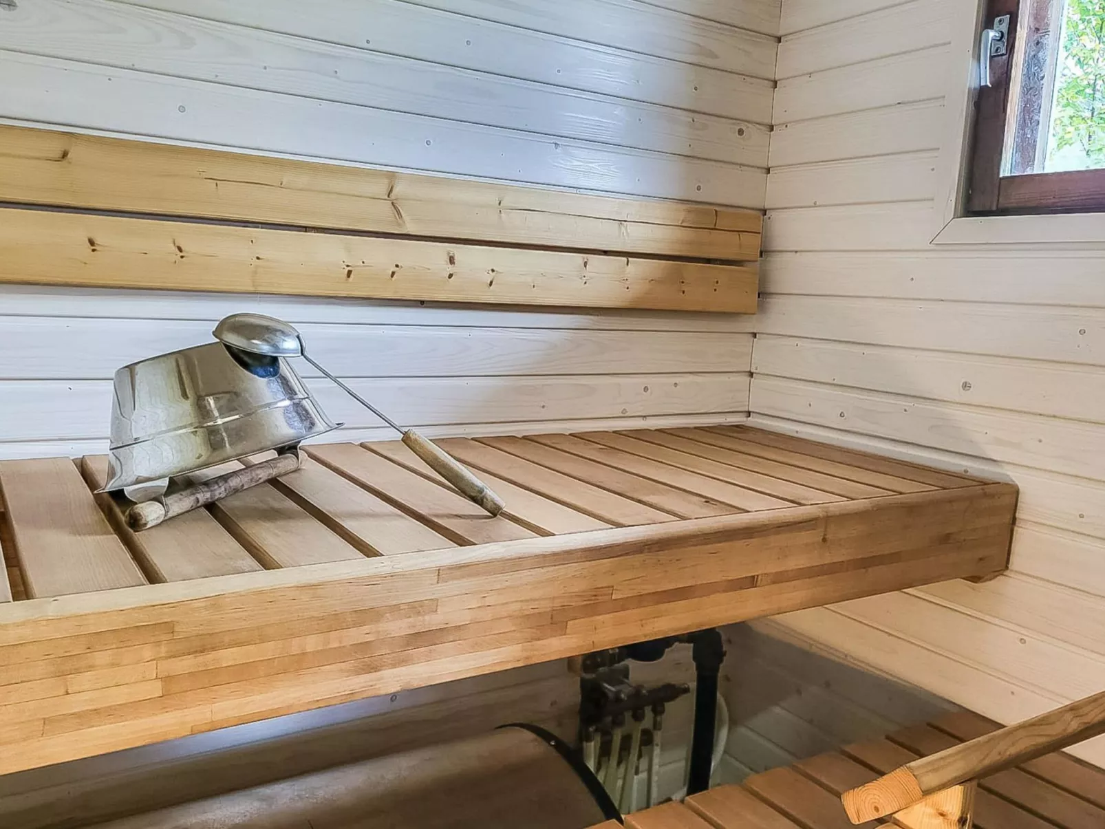 Aurinkoalppi 12a paritalon yläkerta-Dedans