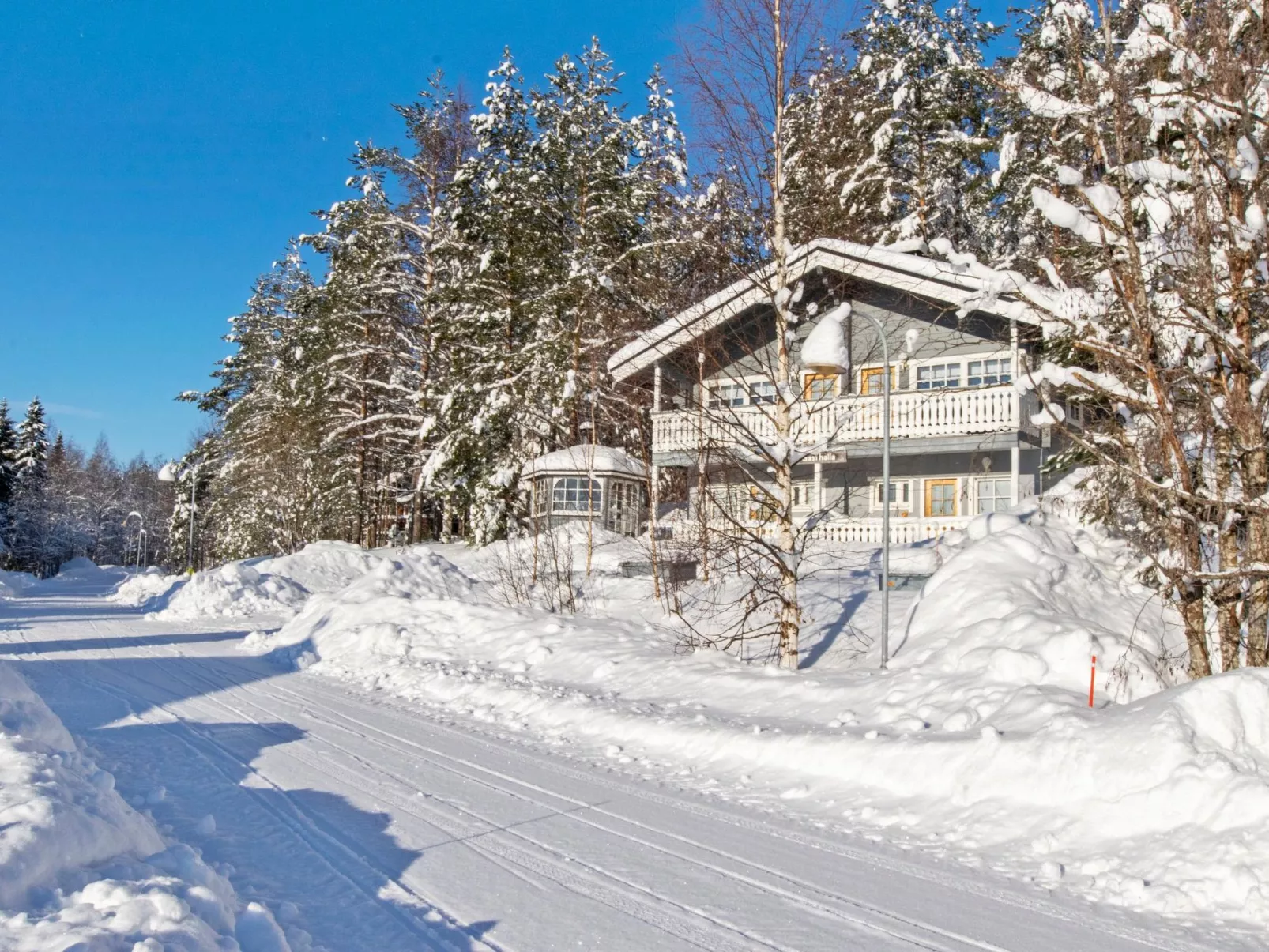 Gasthalla a paritalo-Dedans