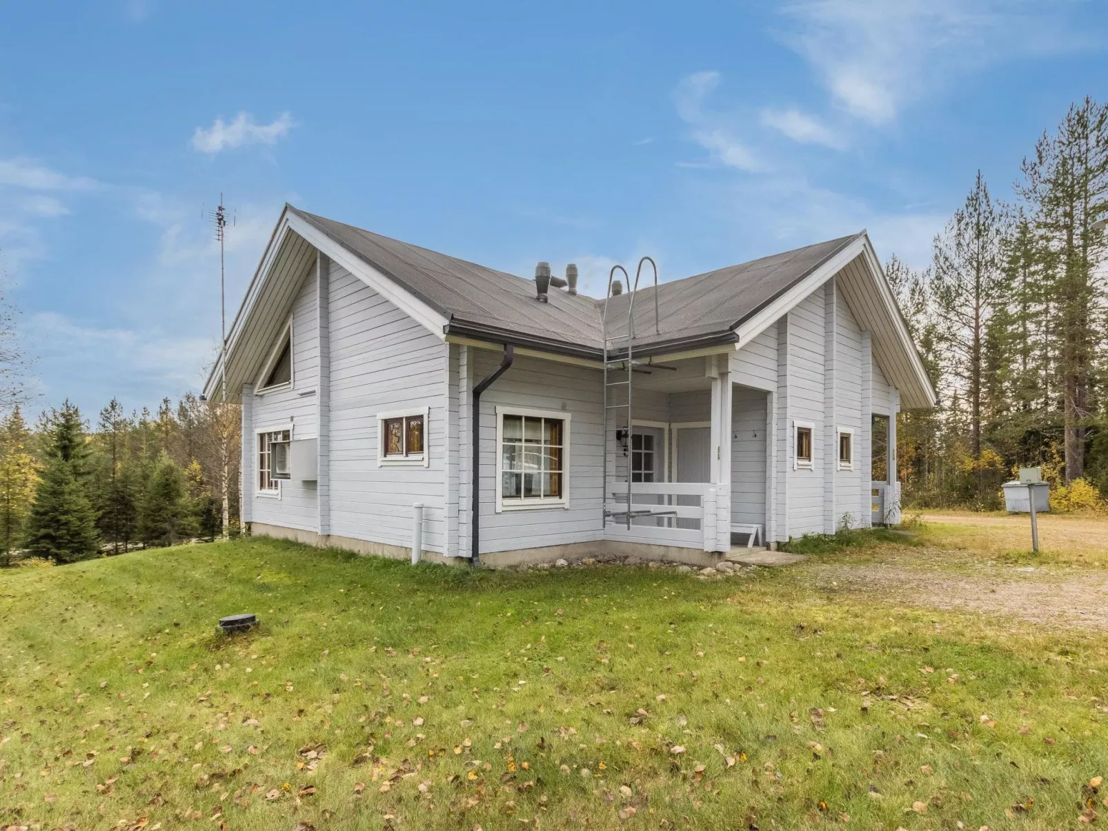 Lomaluola 5a paritalo-Dedans