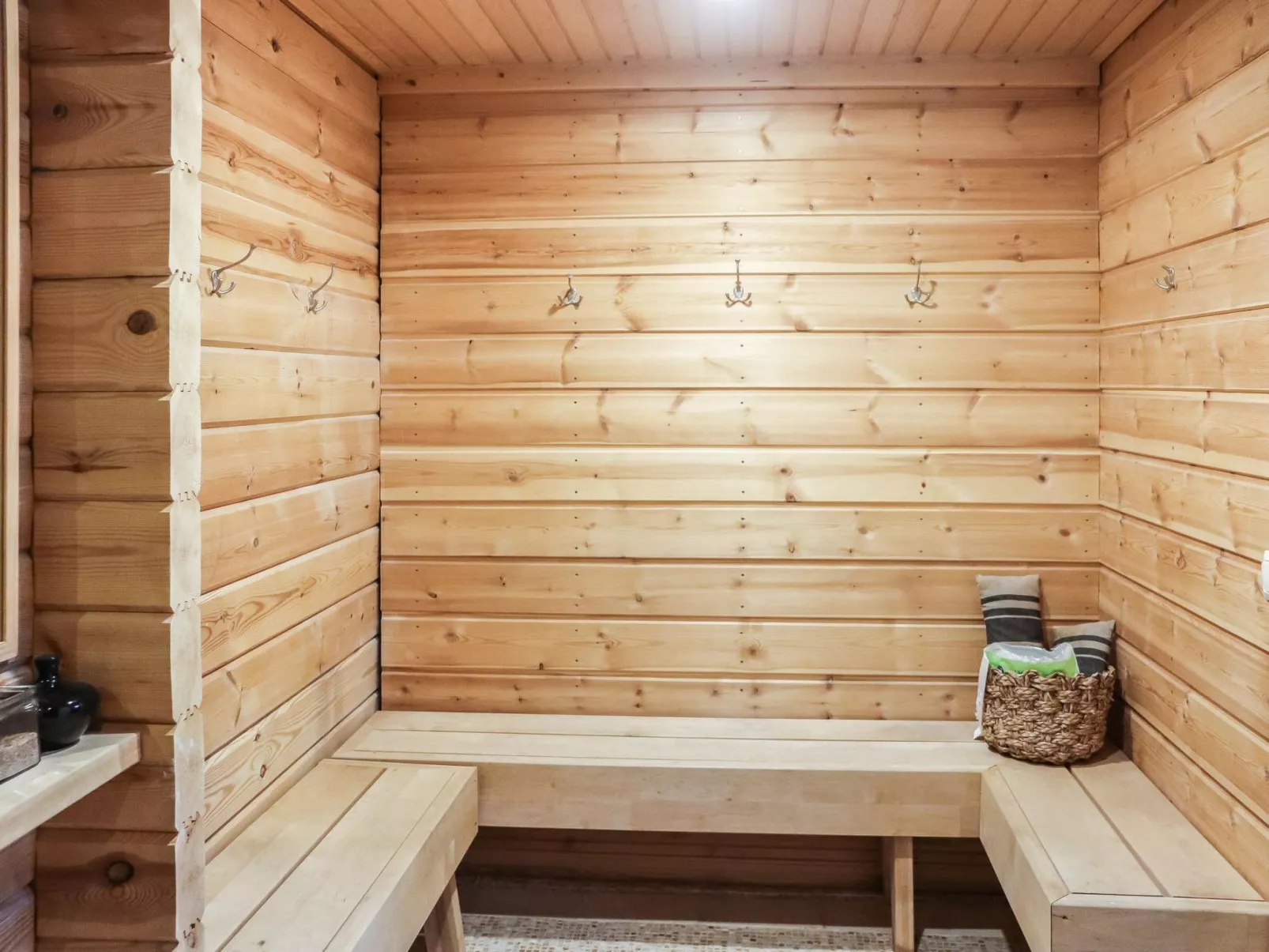 Uulanlinna b, paritalo-Dedans