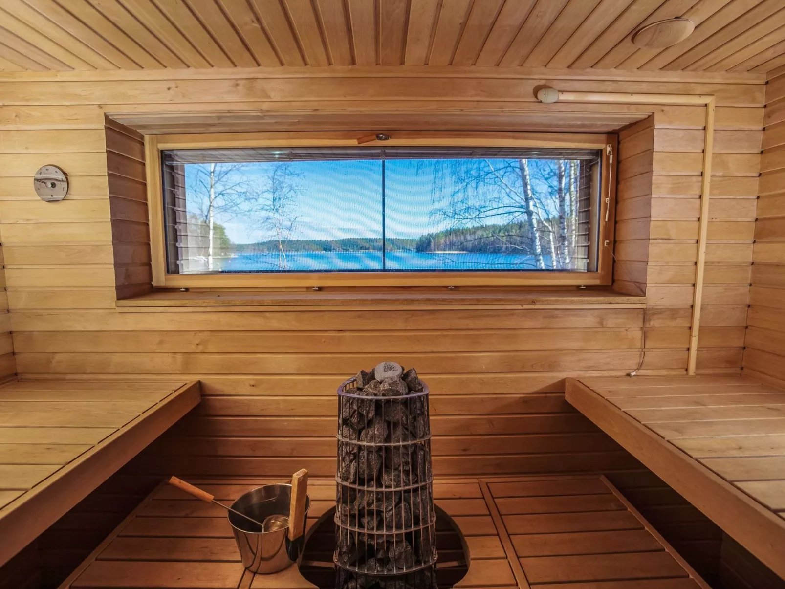 Villa marina-Drinnen