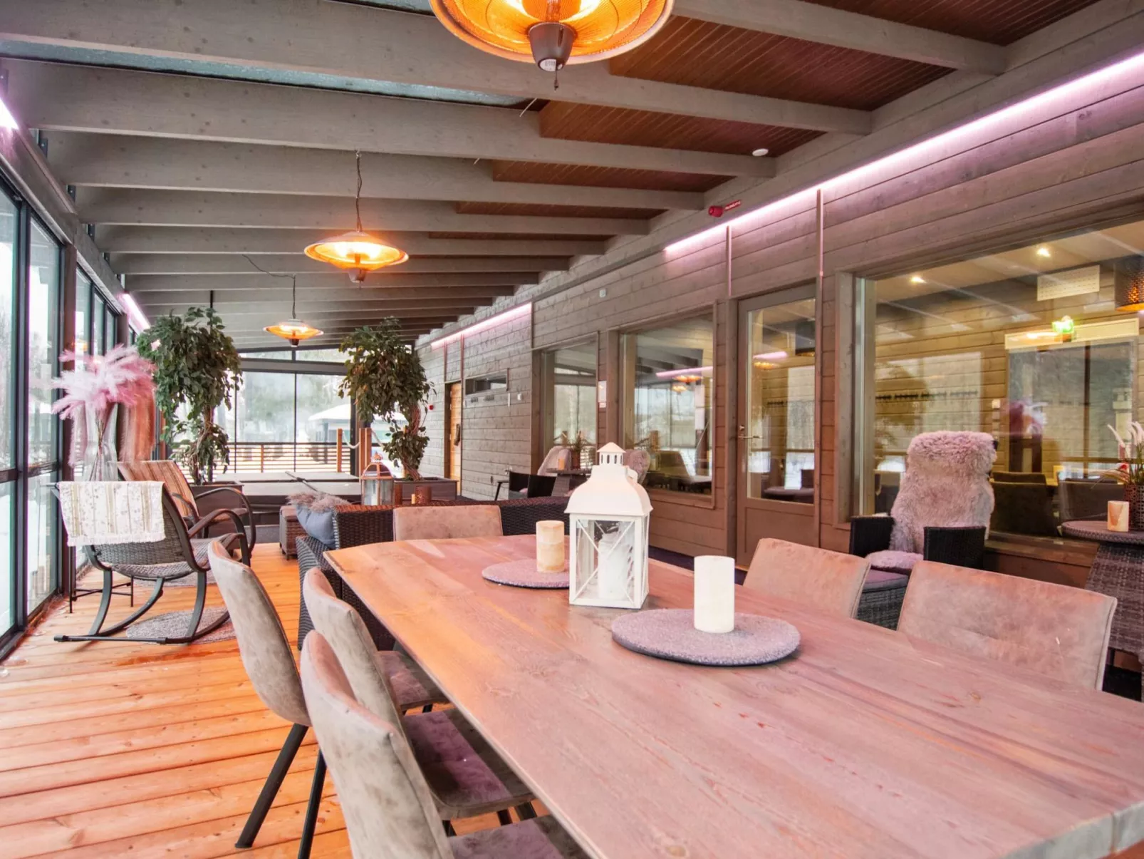 Kartanohuoneisto heikki-Dedans