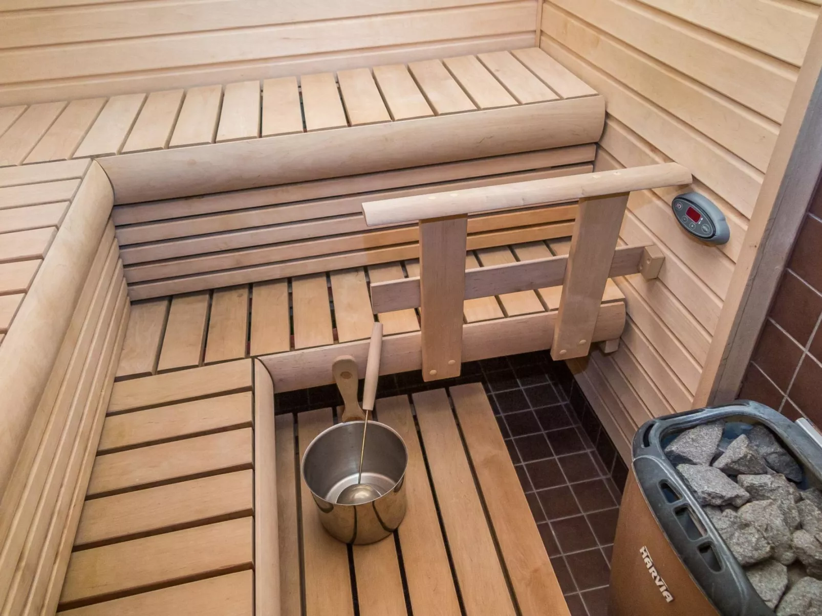 Tahkonkallio 34 b-Inside