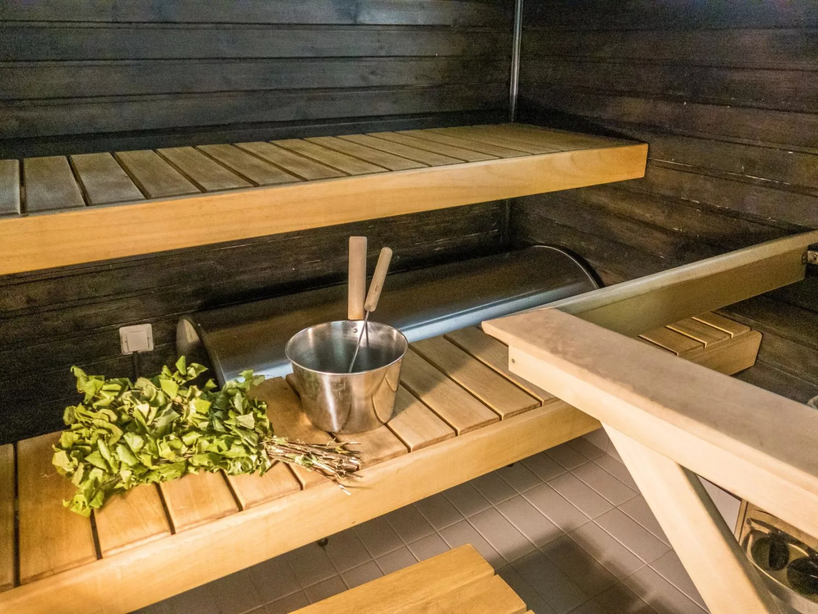 Lomakatti 6b-Drinnen