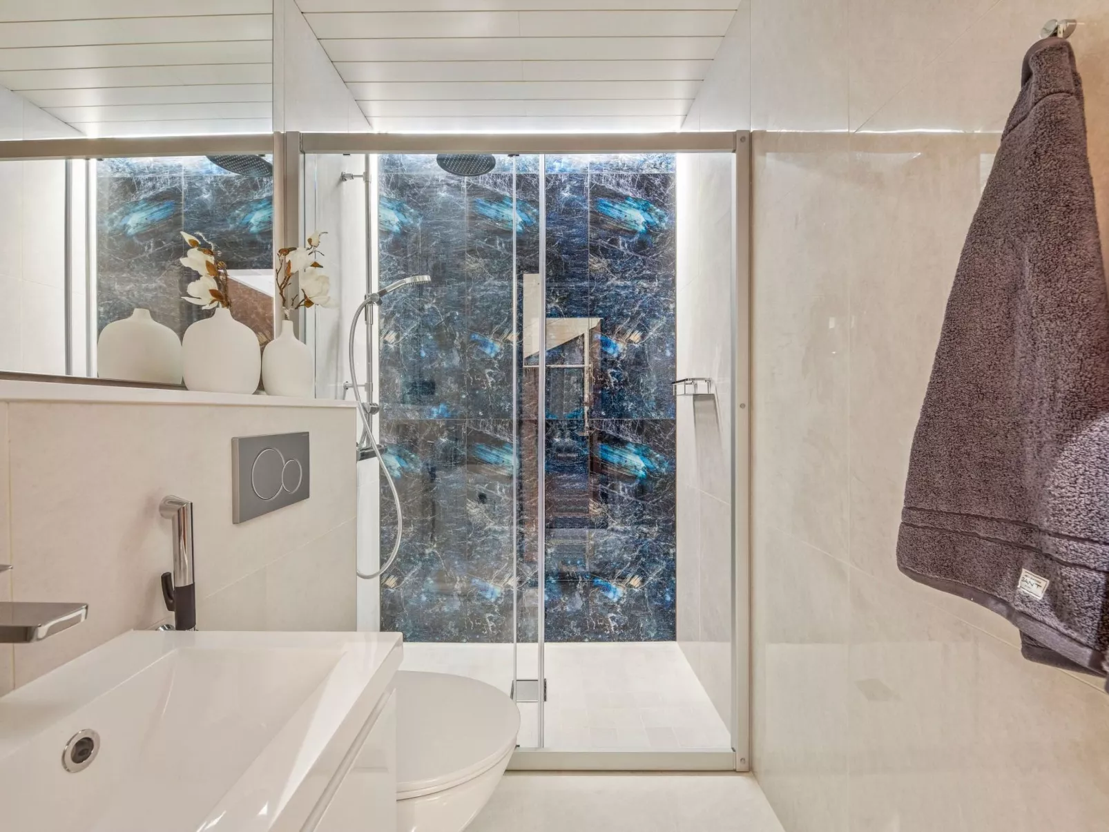 Levi star west a-Drinnen