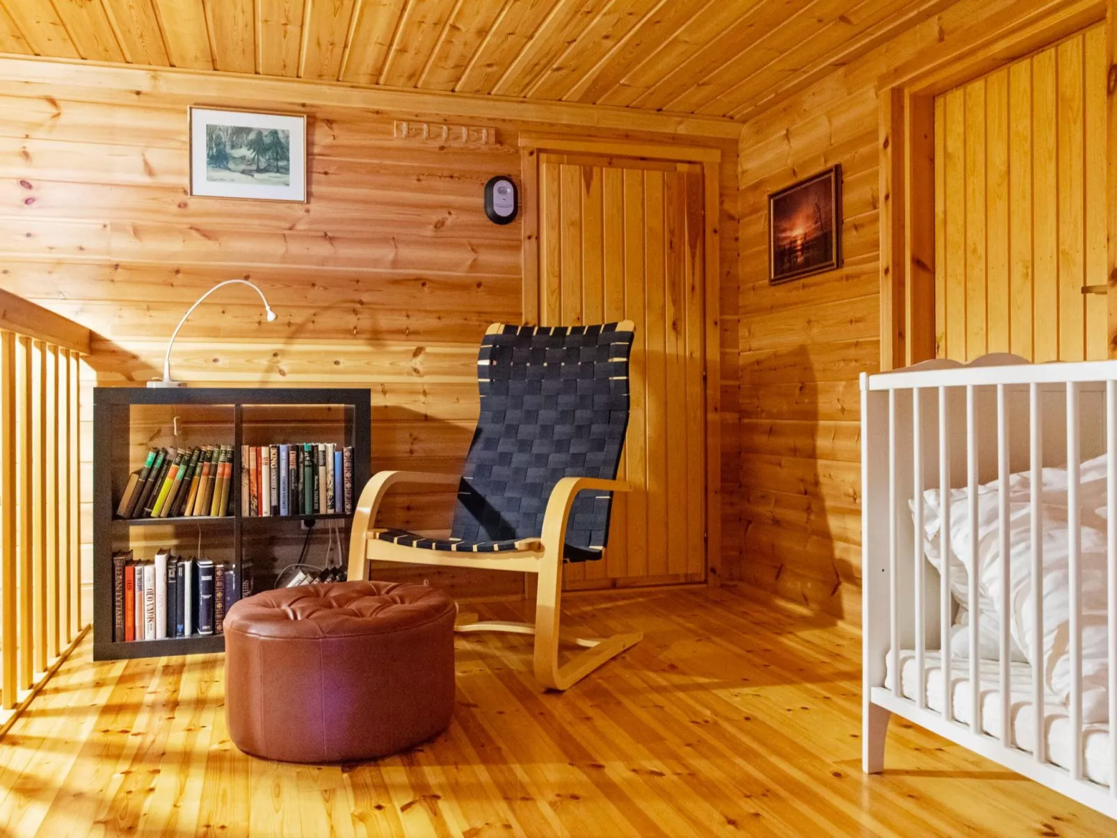 Kilpolan orvokki-Inside