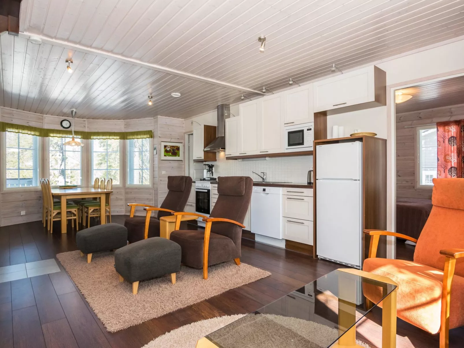 Vuosselinhovi f-Drinnen