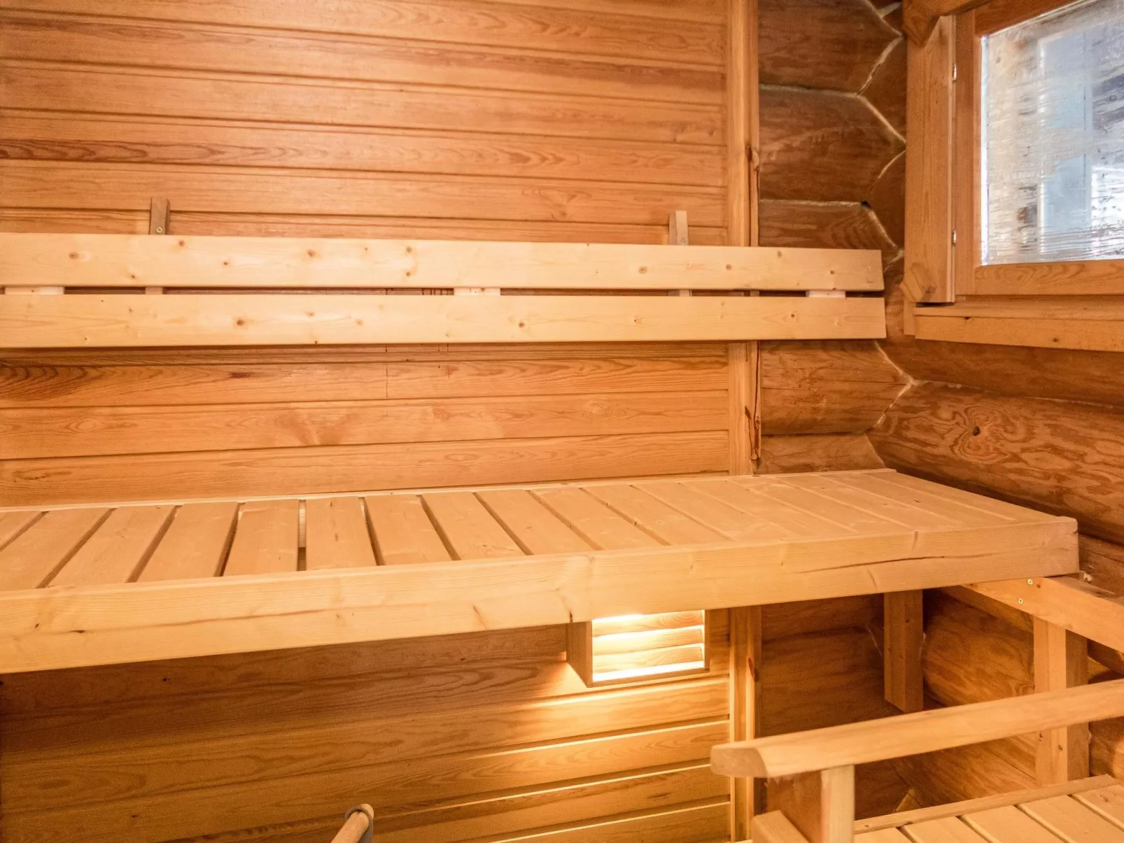 Rukan lepolinna a-Inside