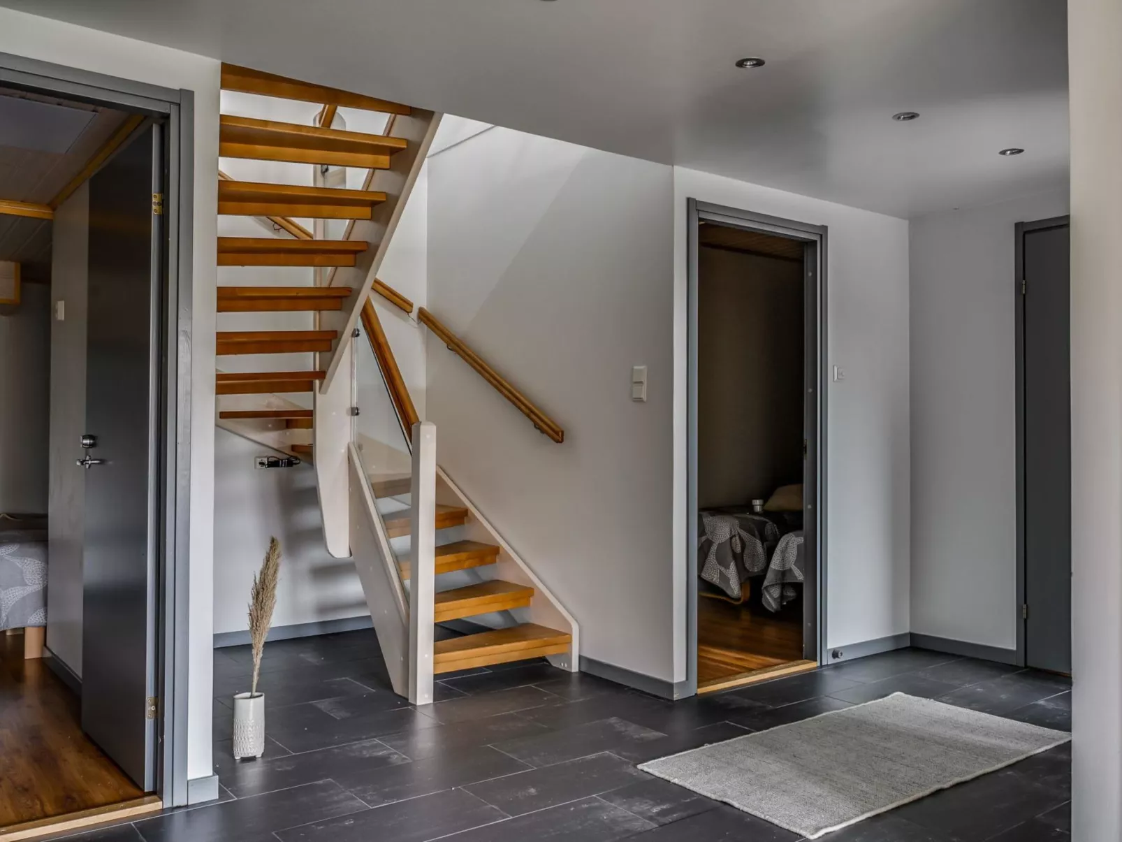 Rukavuorenhuippu 23 a-Dedans